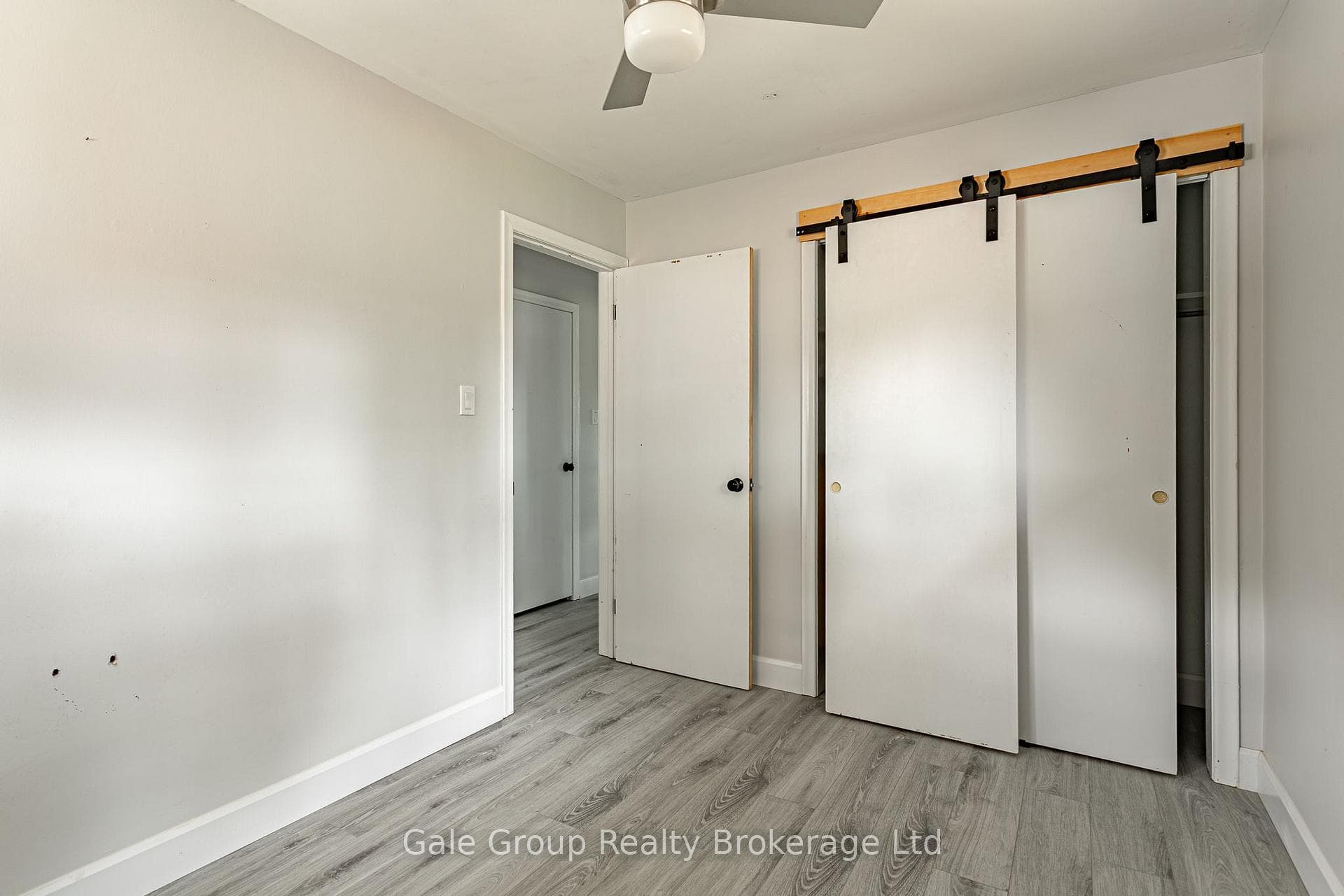 32A Glendale Drive photo 16