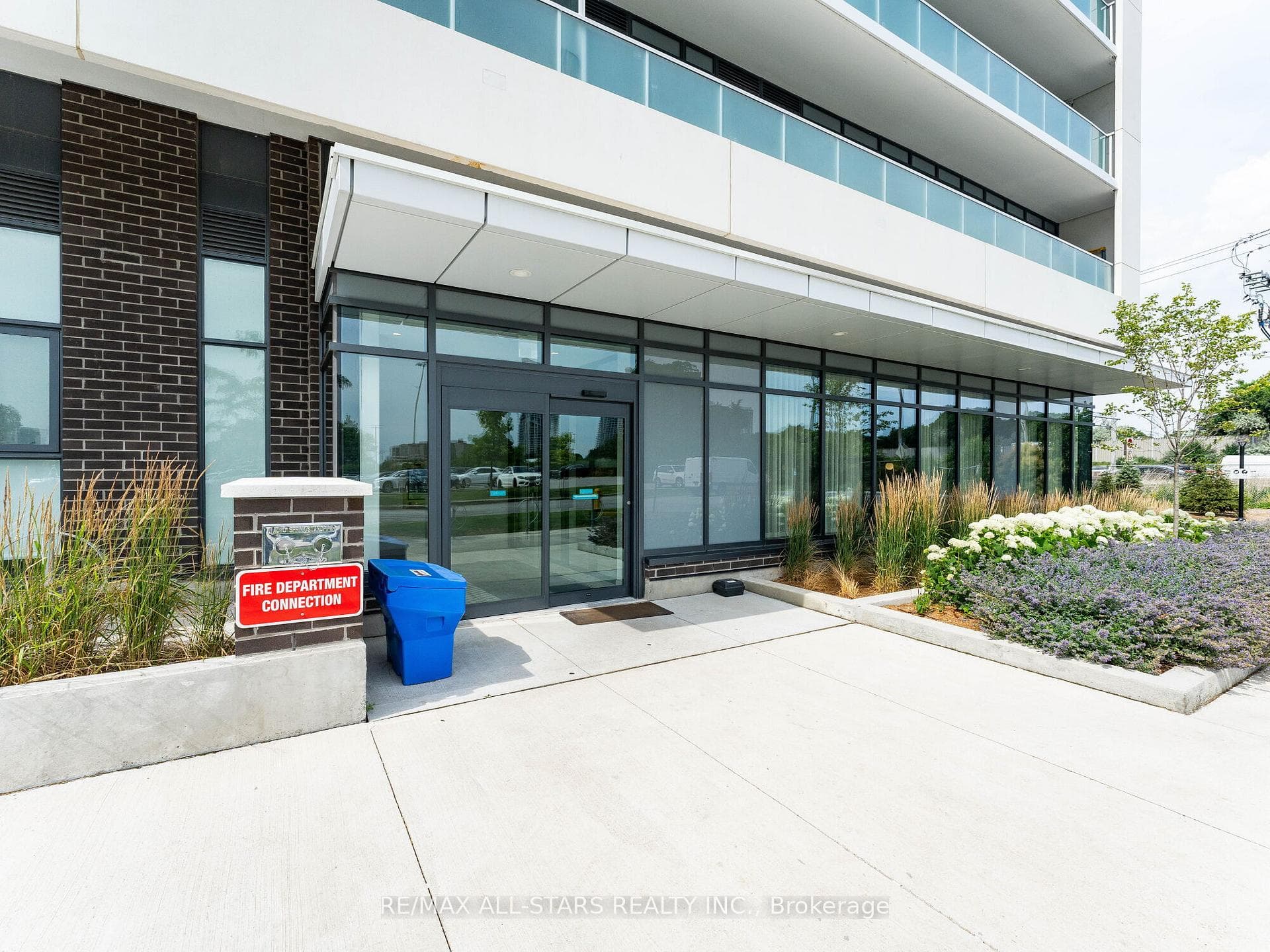 188 Fairview Mall Drive Unit 1512 photo 5