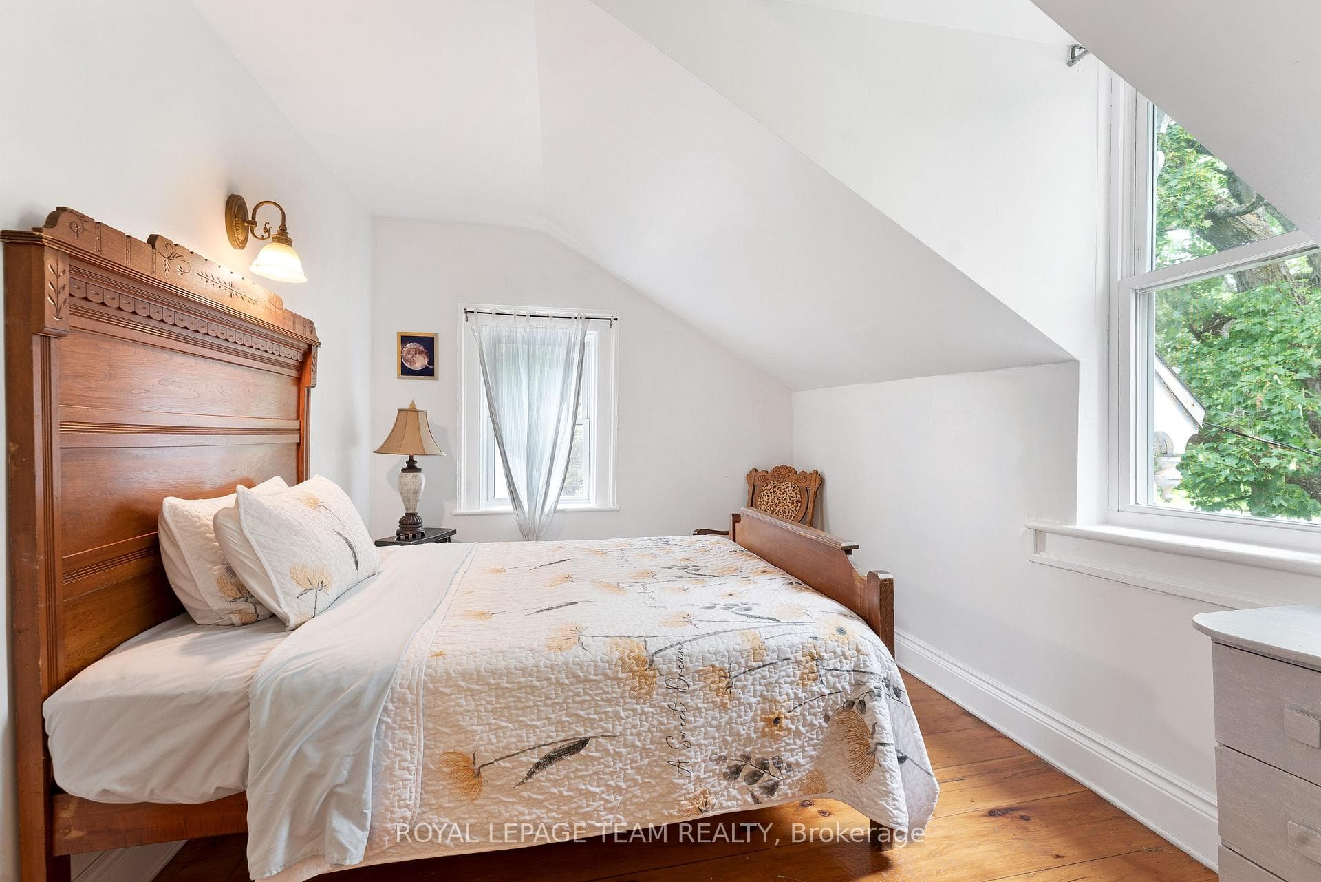 715 River Road photo 22