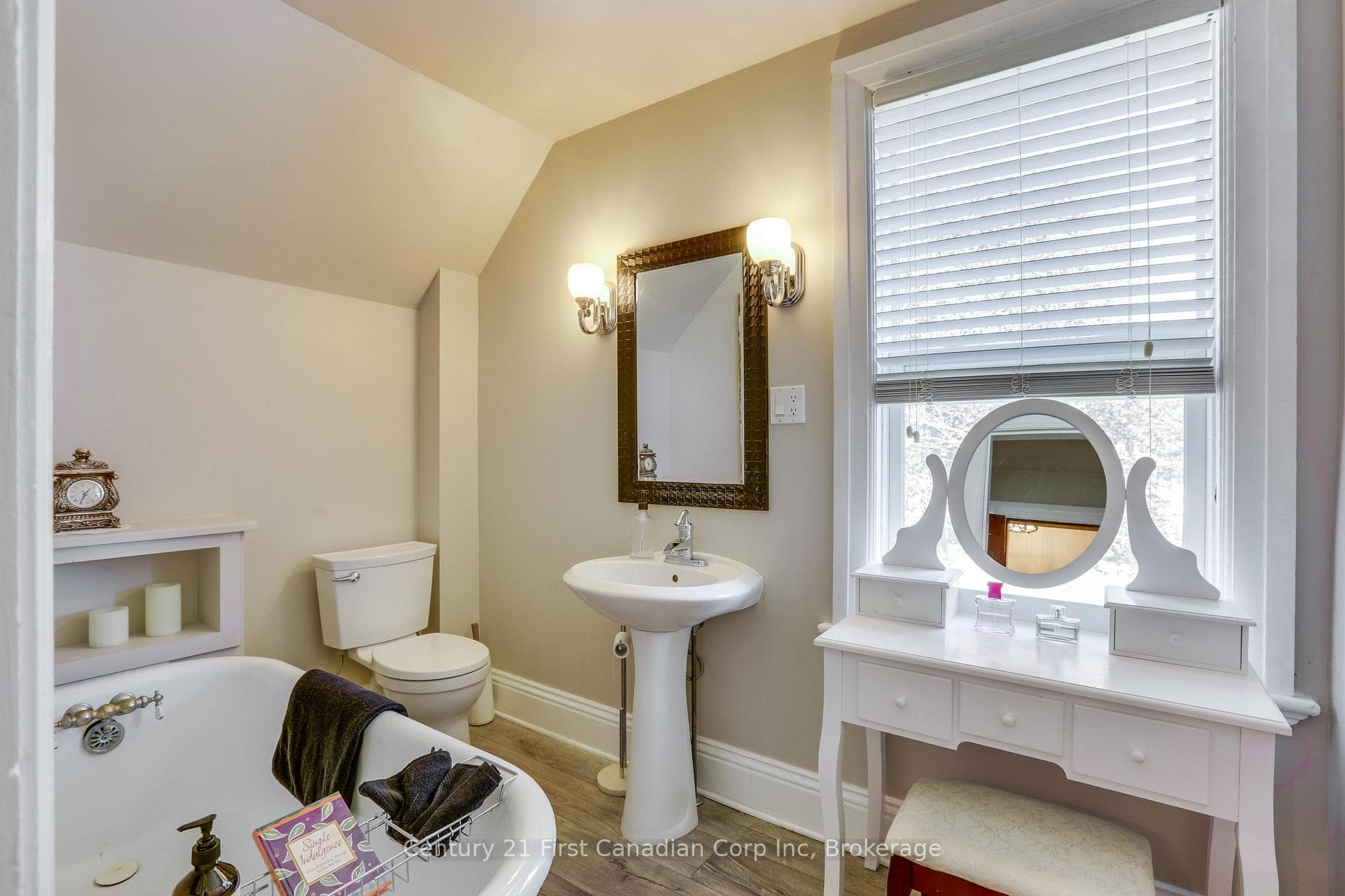 128 Washington Street photo 35