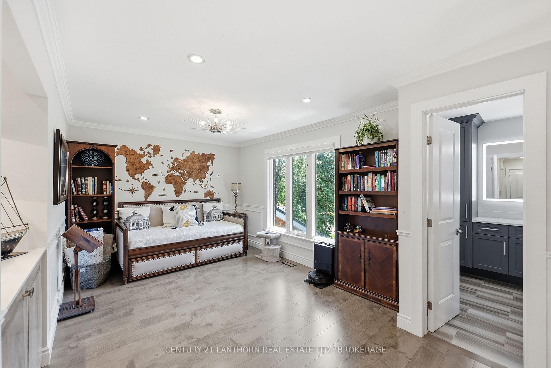 952 Chancery Street photo 26