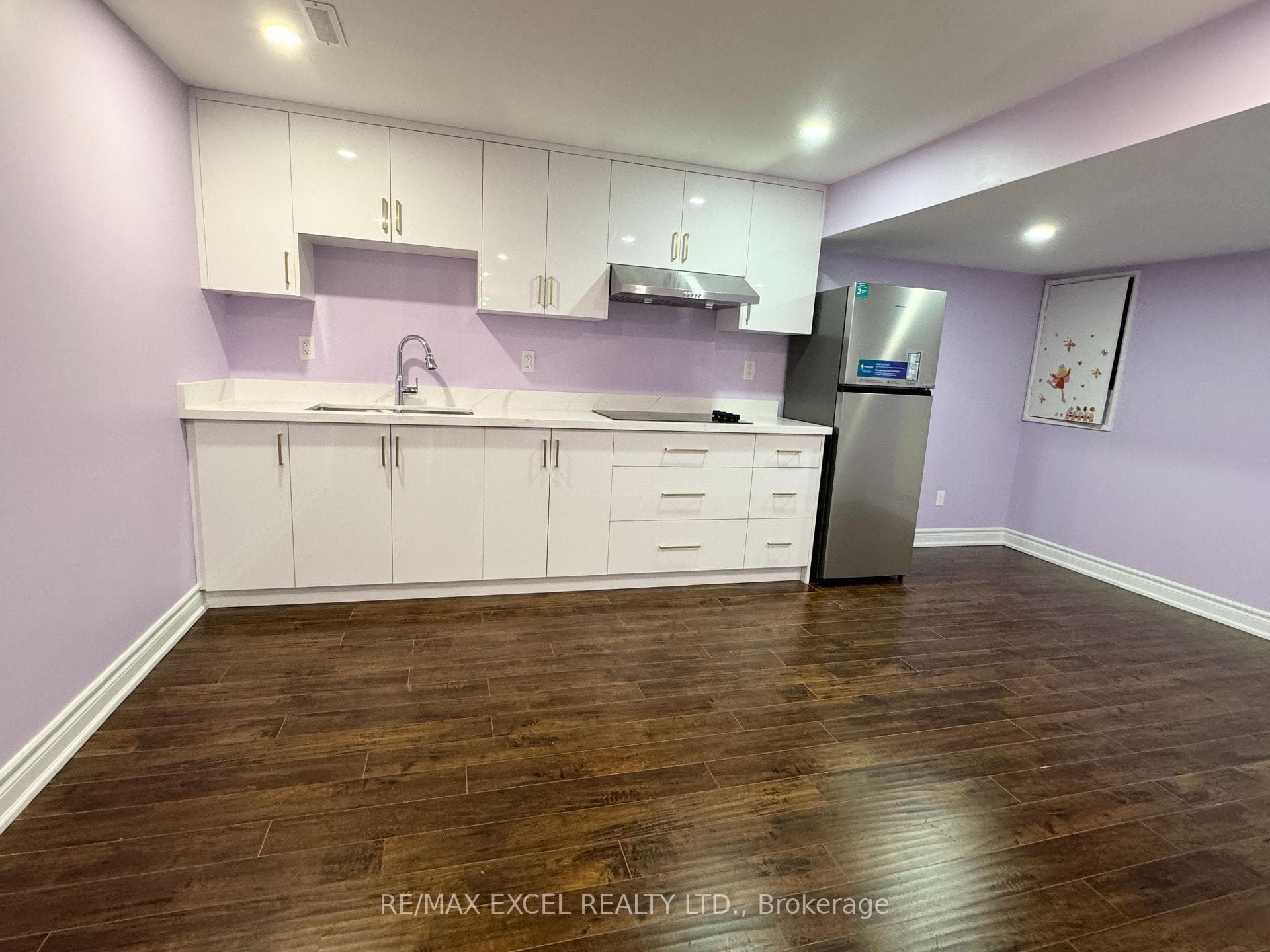 40 Nichols Boulevard photo 3