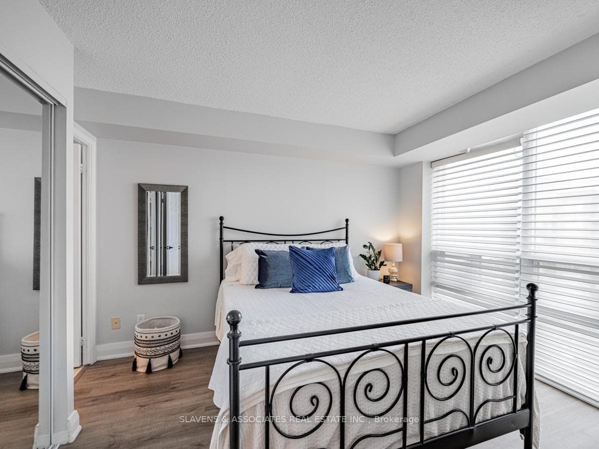 7 Michael Power Place Unit 1108 photo 11