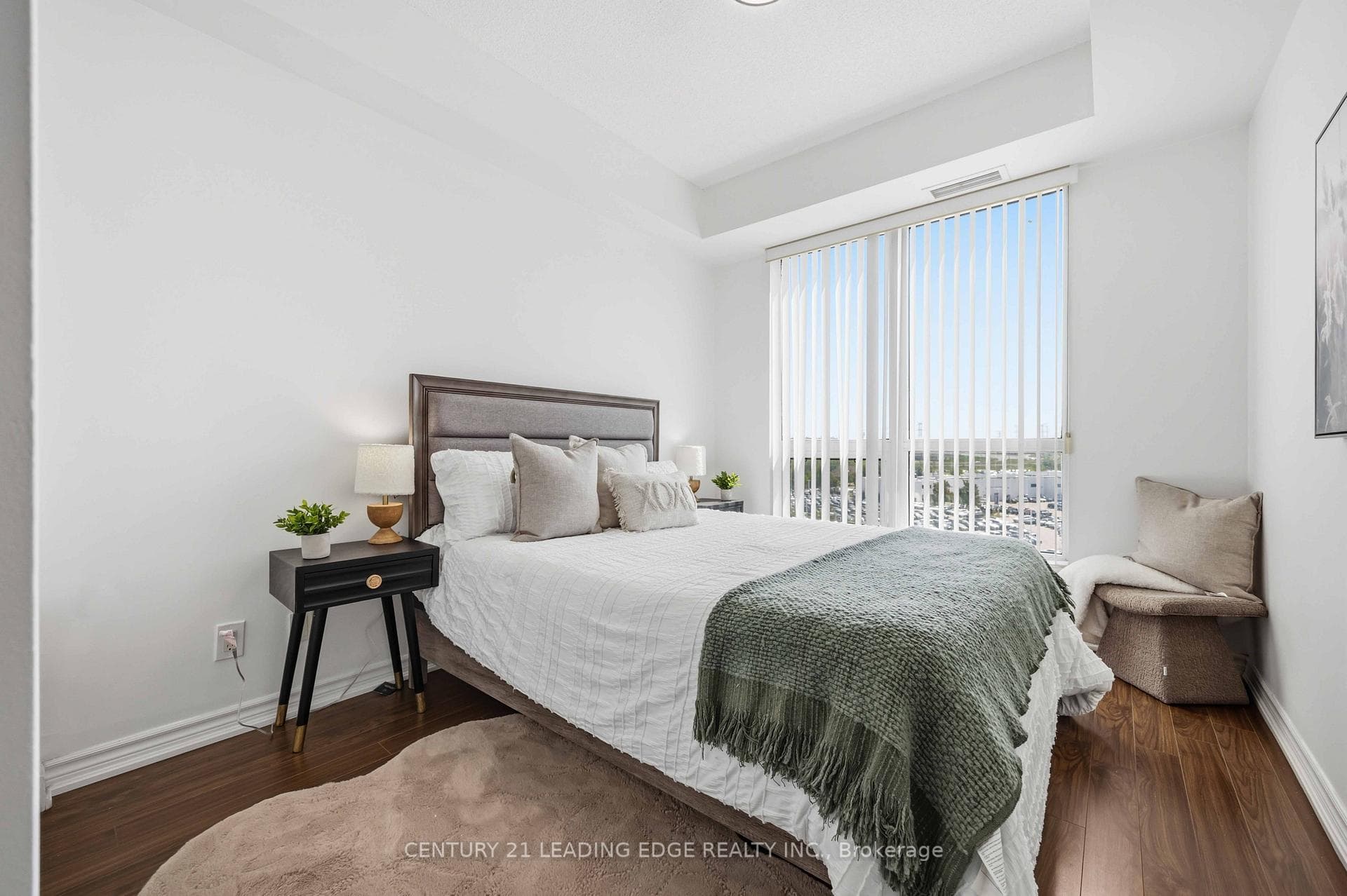 8323 kennedy Road Unit 612 photo 11