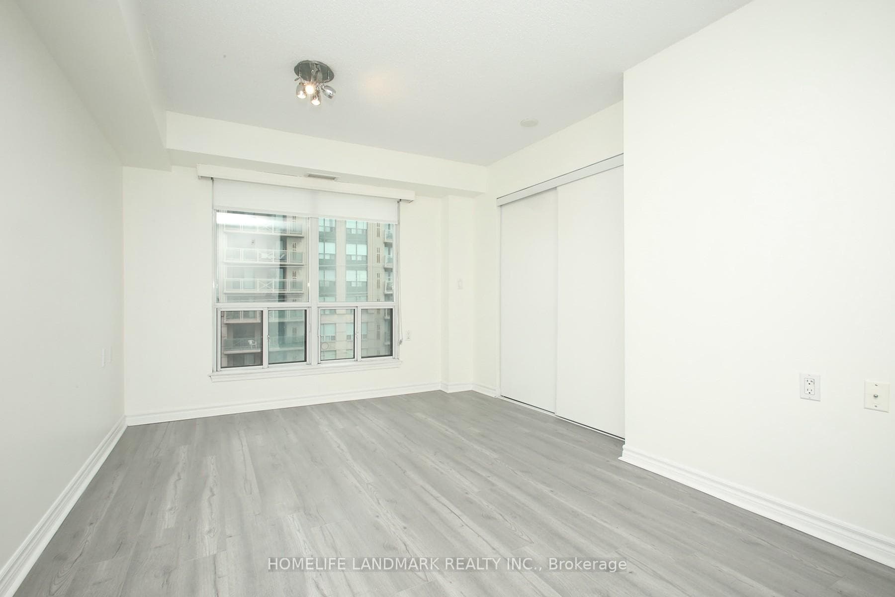 935 Sheppard Avenue Unit 413 photo 13