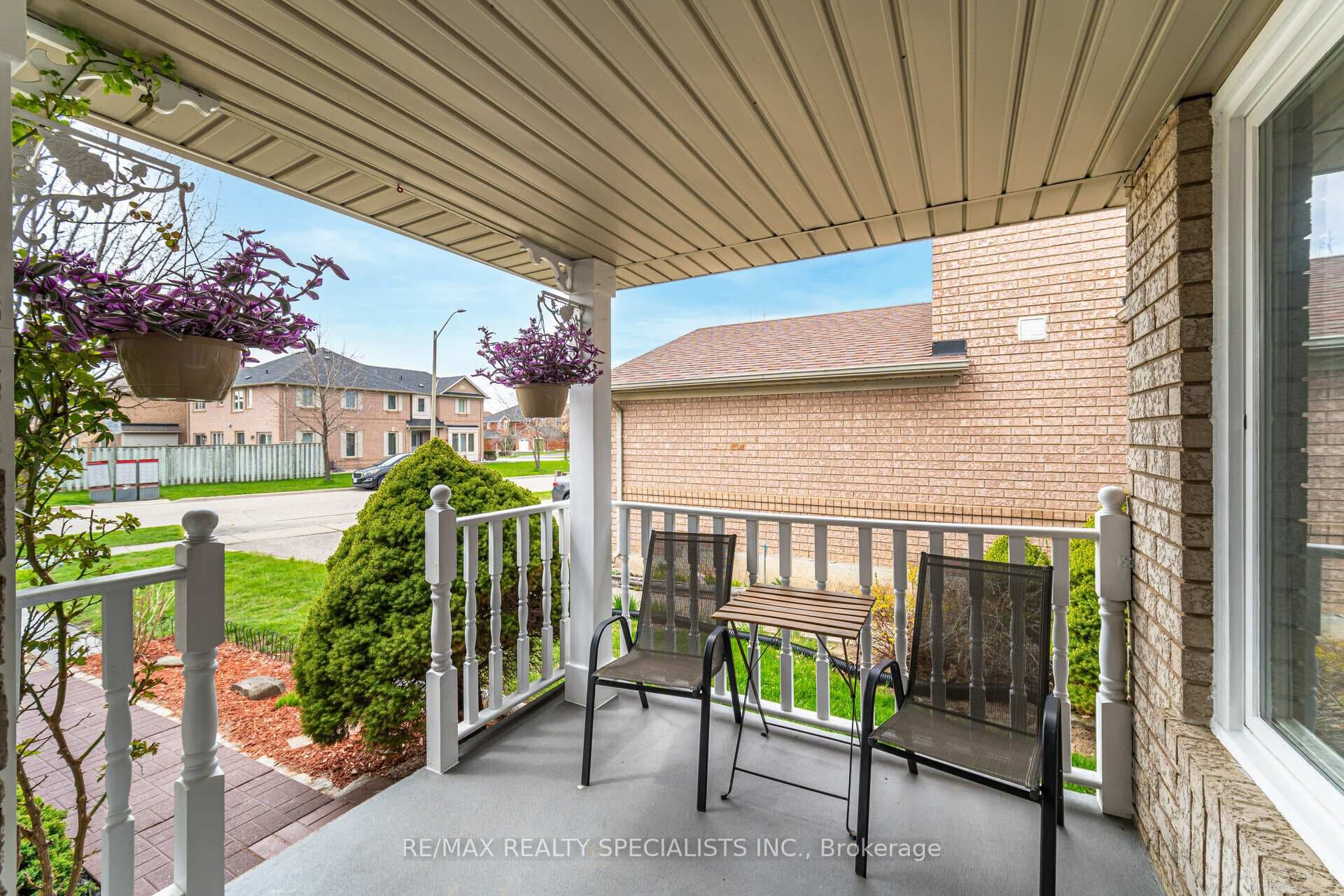 3327 Spirea Terrace photo 4
