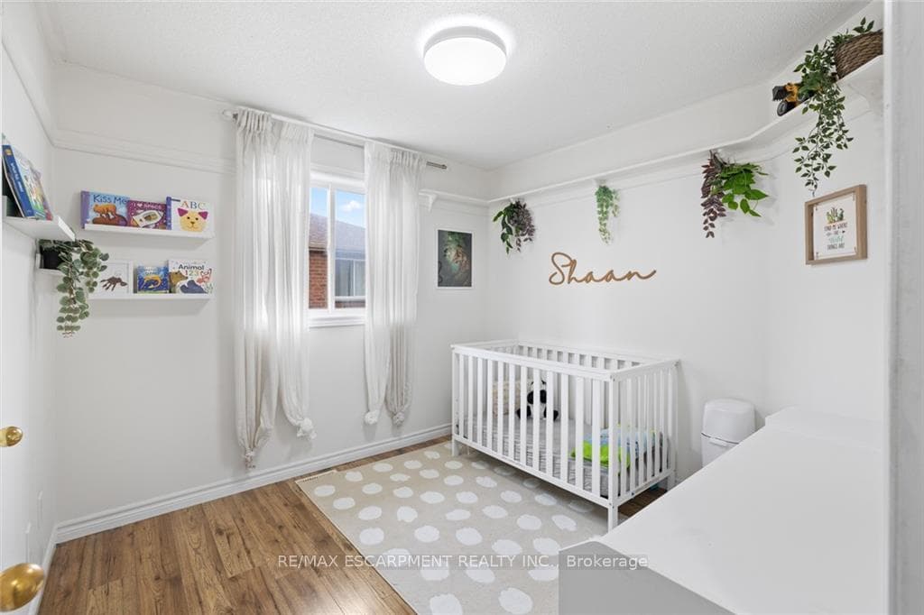192 Sproule Drive photo 16