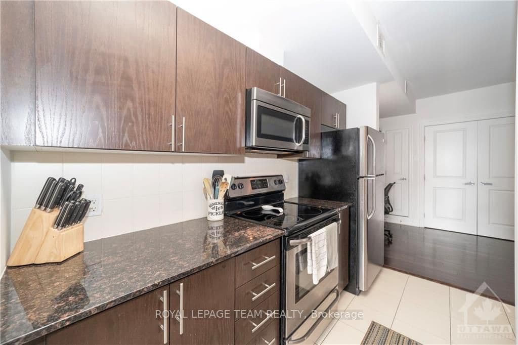 90 LANDRY Street Unit 610 photo 11