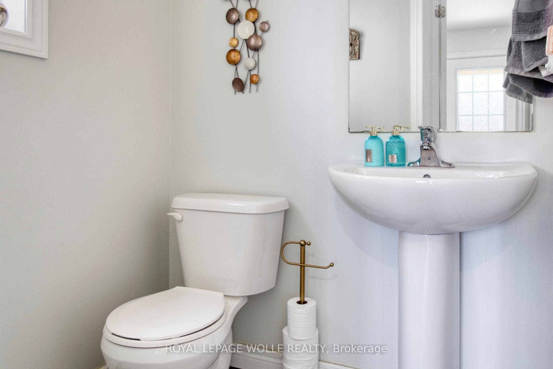 264 Vincent Drive photo 40