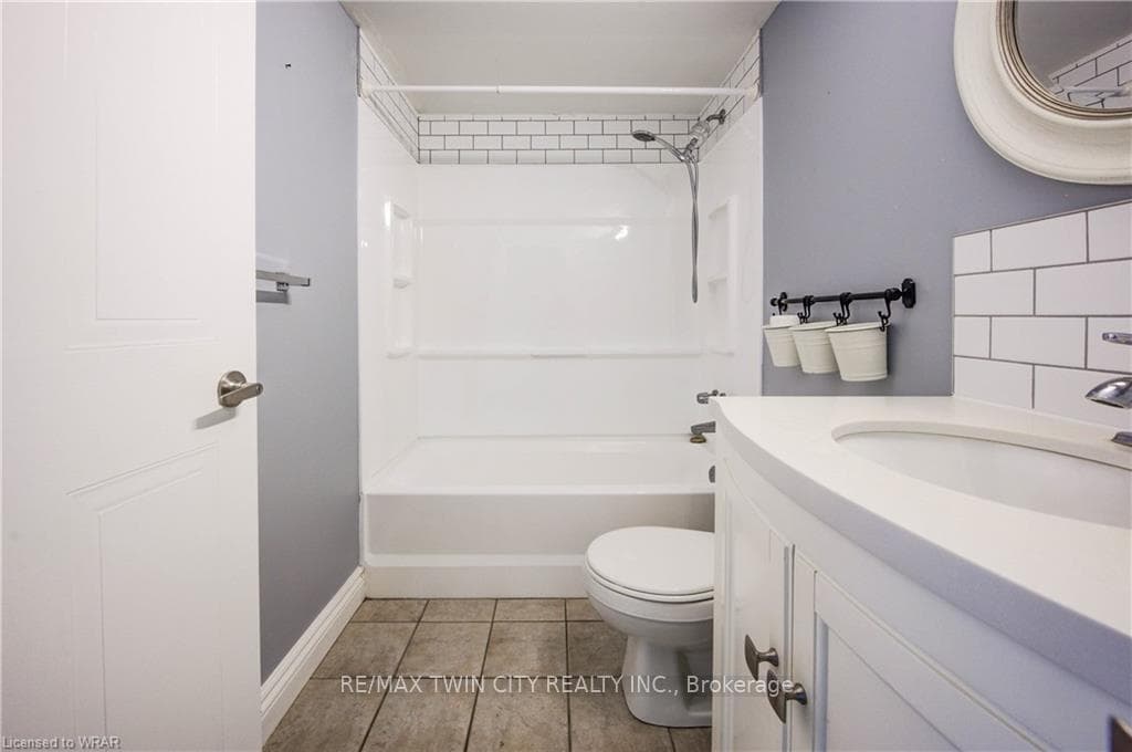 3227 King Street Unit 503 photo 17