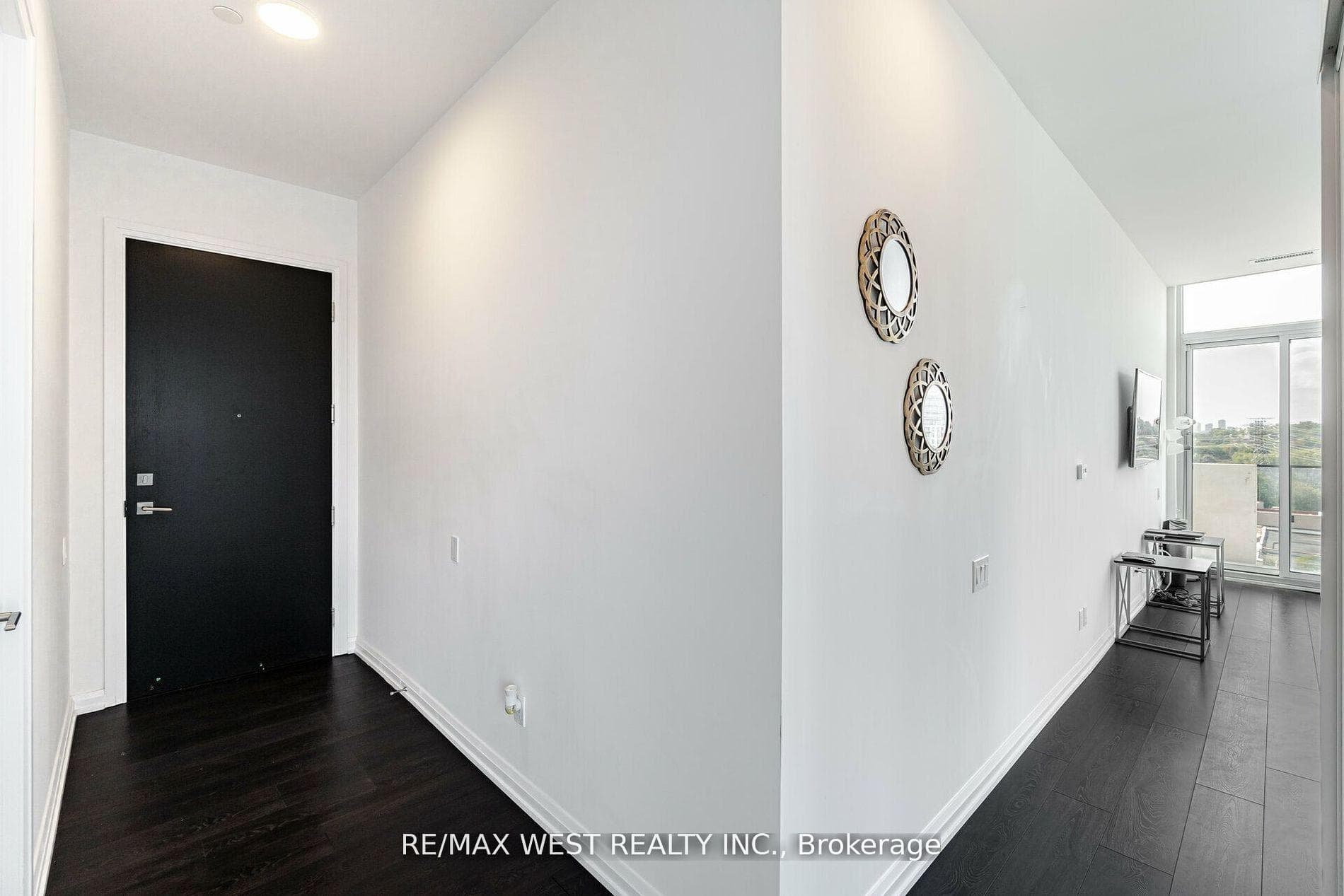 4208 Dundas Street Unit PH 812 photo 8