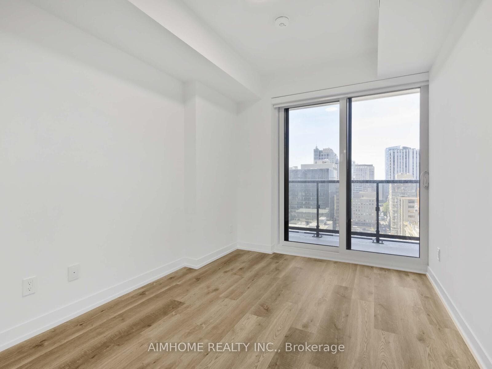 771 yonge Street Unit 1901 photo 20