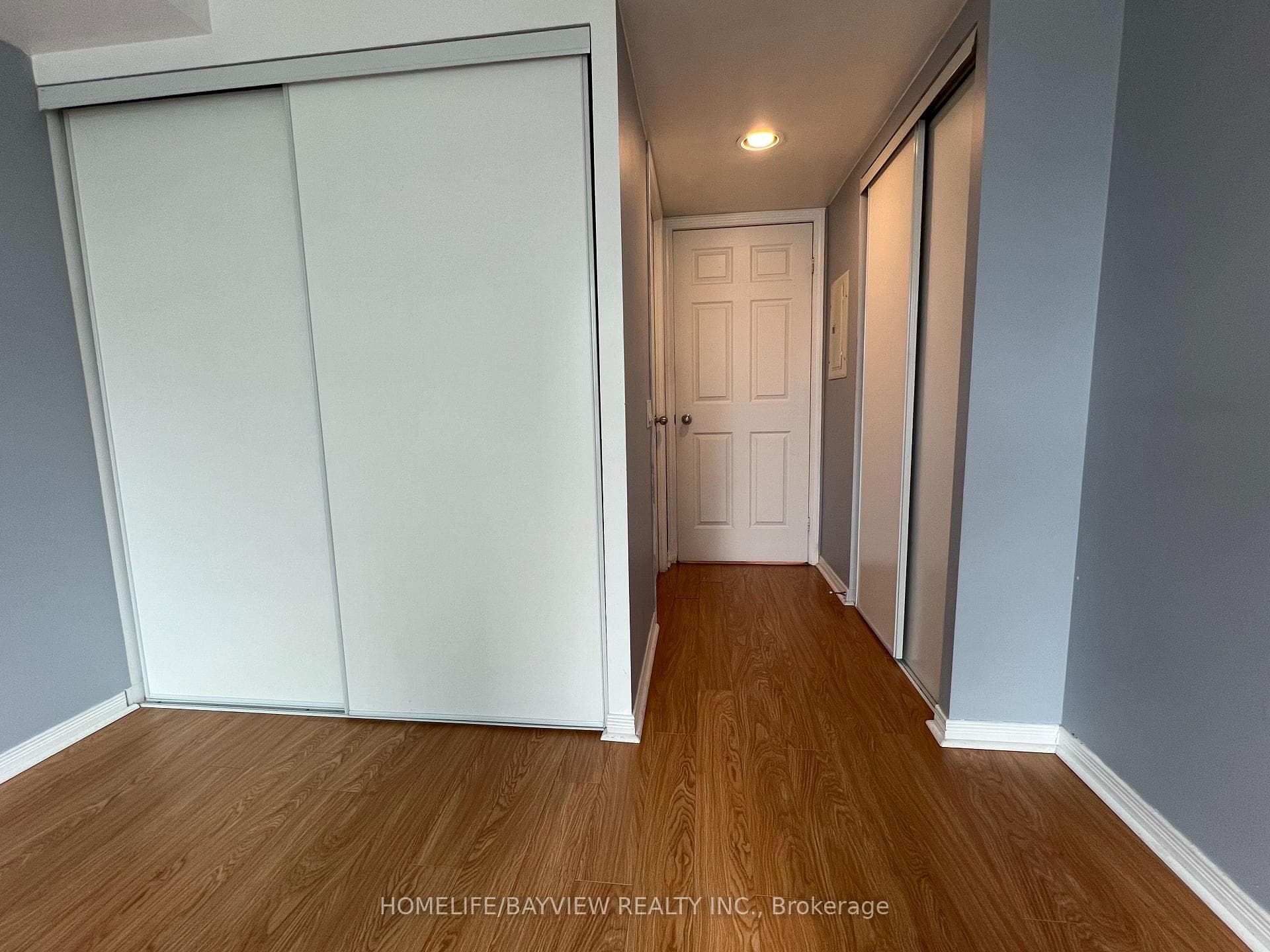 30 Harrison Garden Boulevard Unit 1707 photo 11