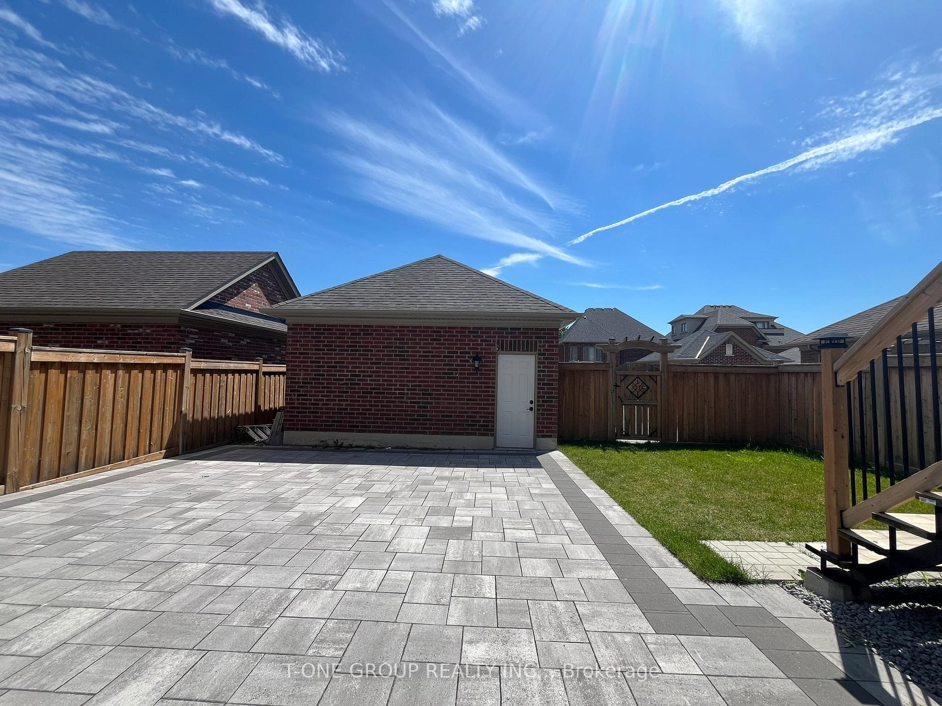 286 Angus Glen Boulevard photo 30