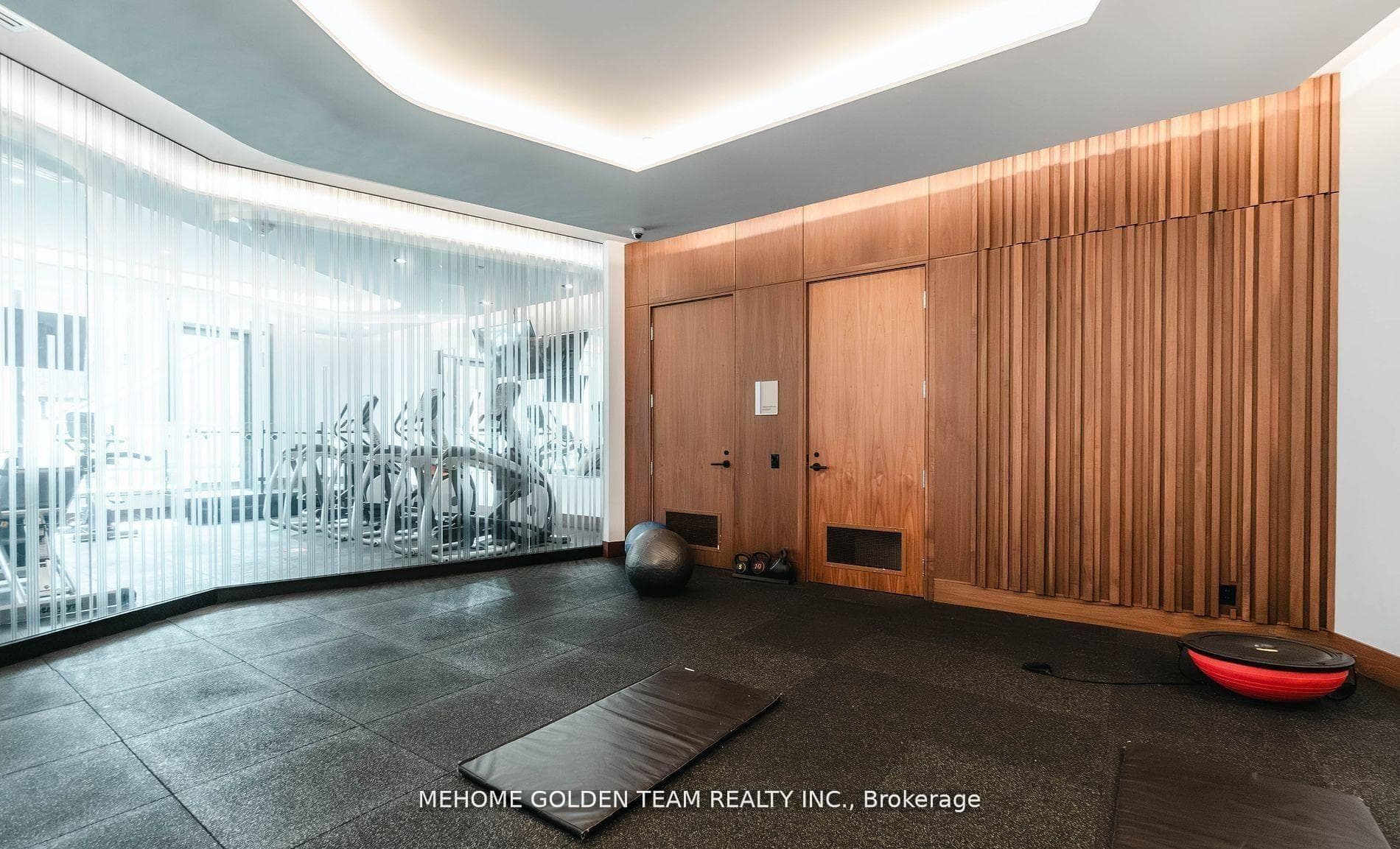 125 Redpath Avenue Unit 3207 photo 12
