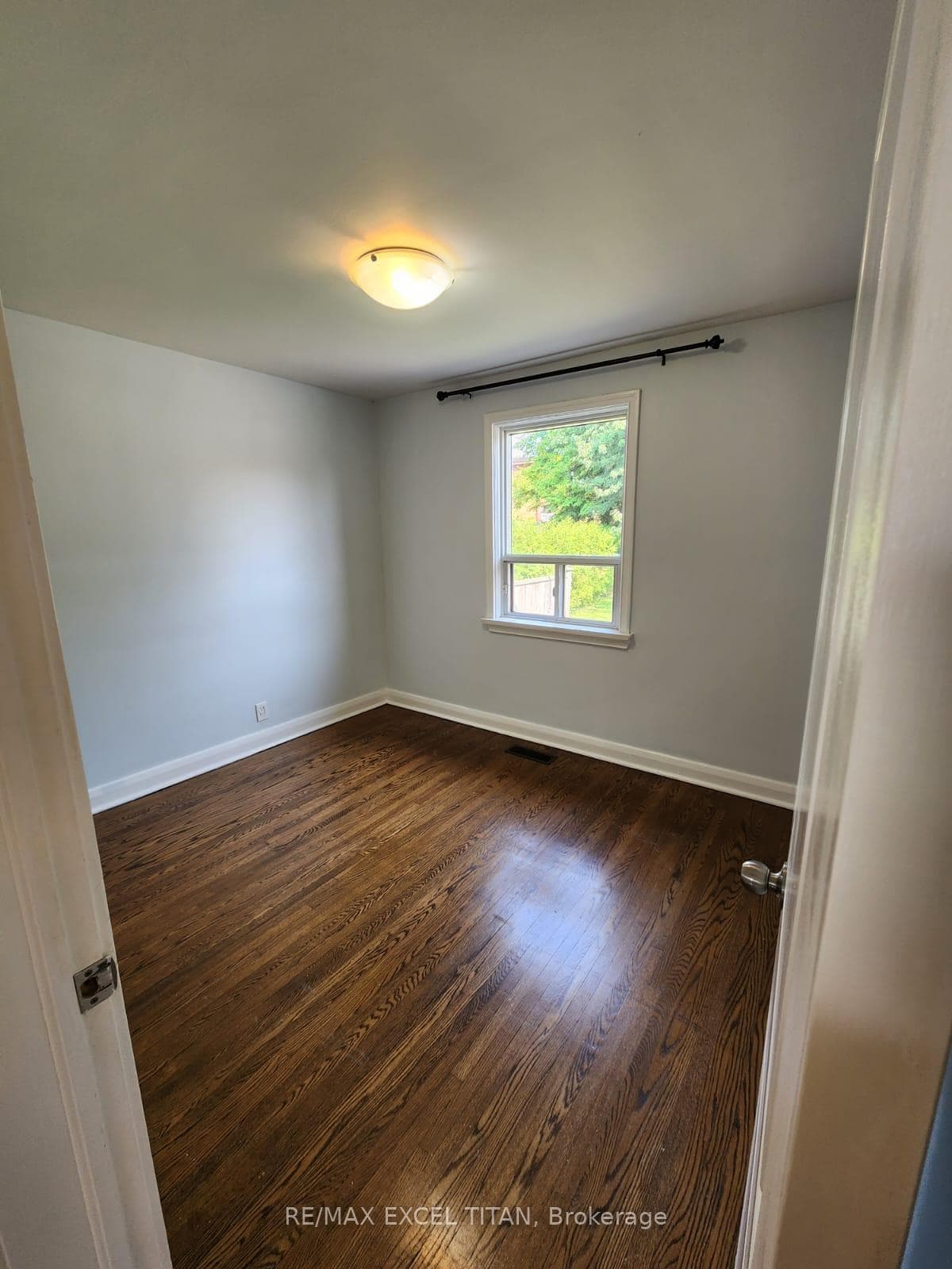 17 Wickford Drive Unit Upper photo 9
