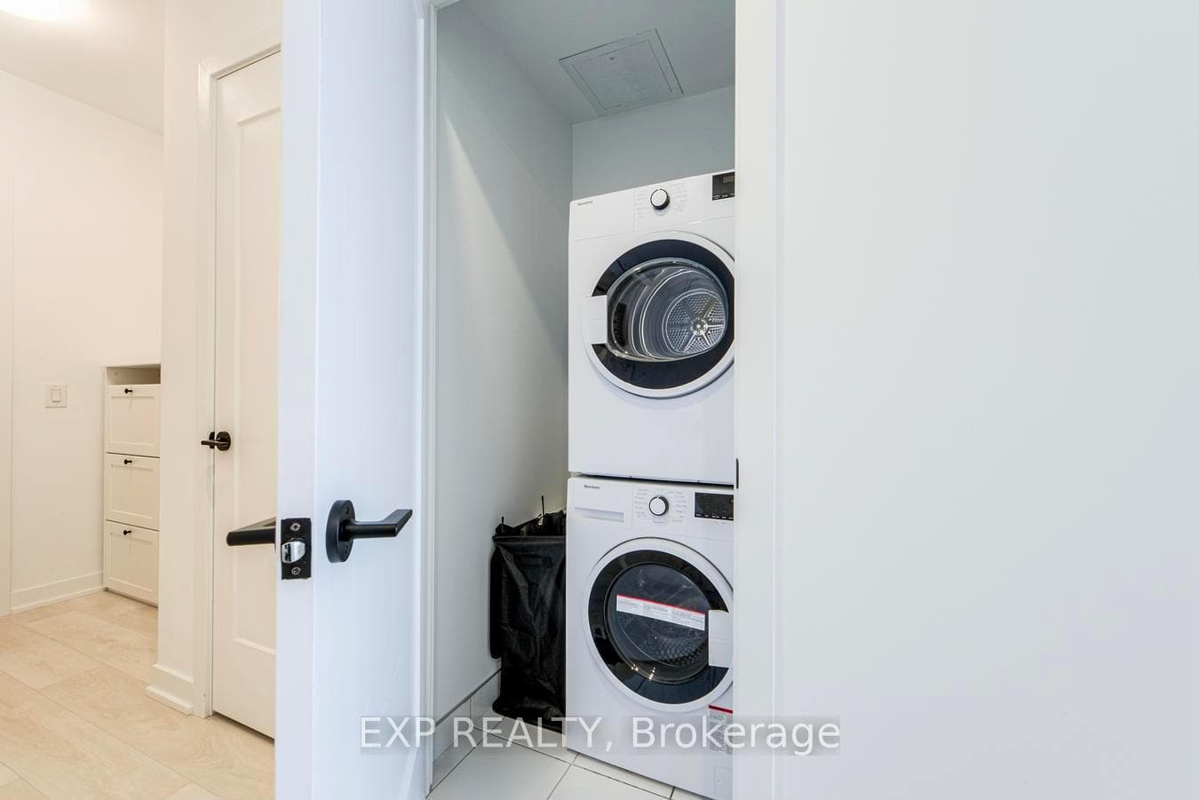 5 Defries Street Unit LP02 photo 24