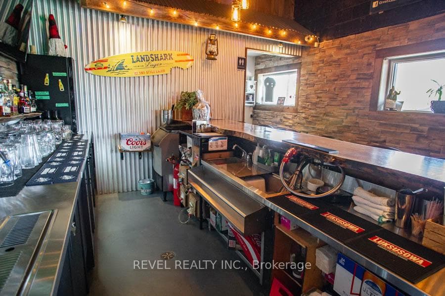53 Simcoe Street Unit A photo 7