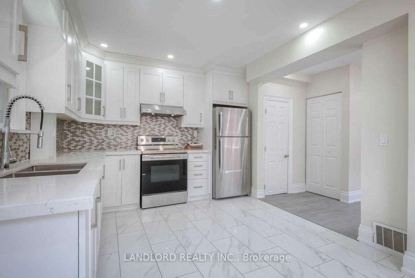 56 Bicknell Avenue Unit Main photo 2