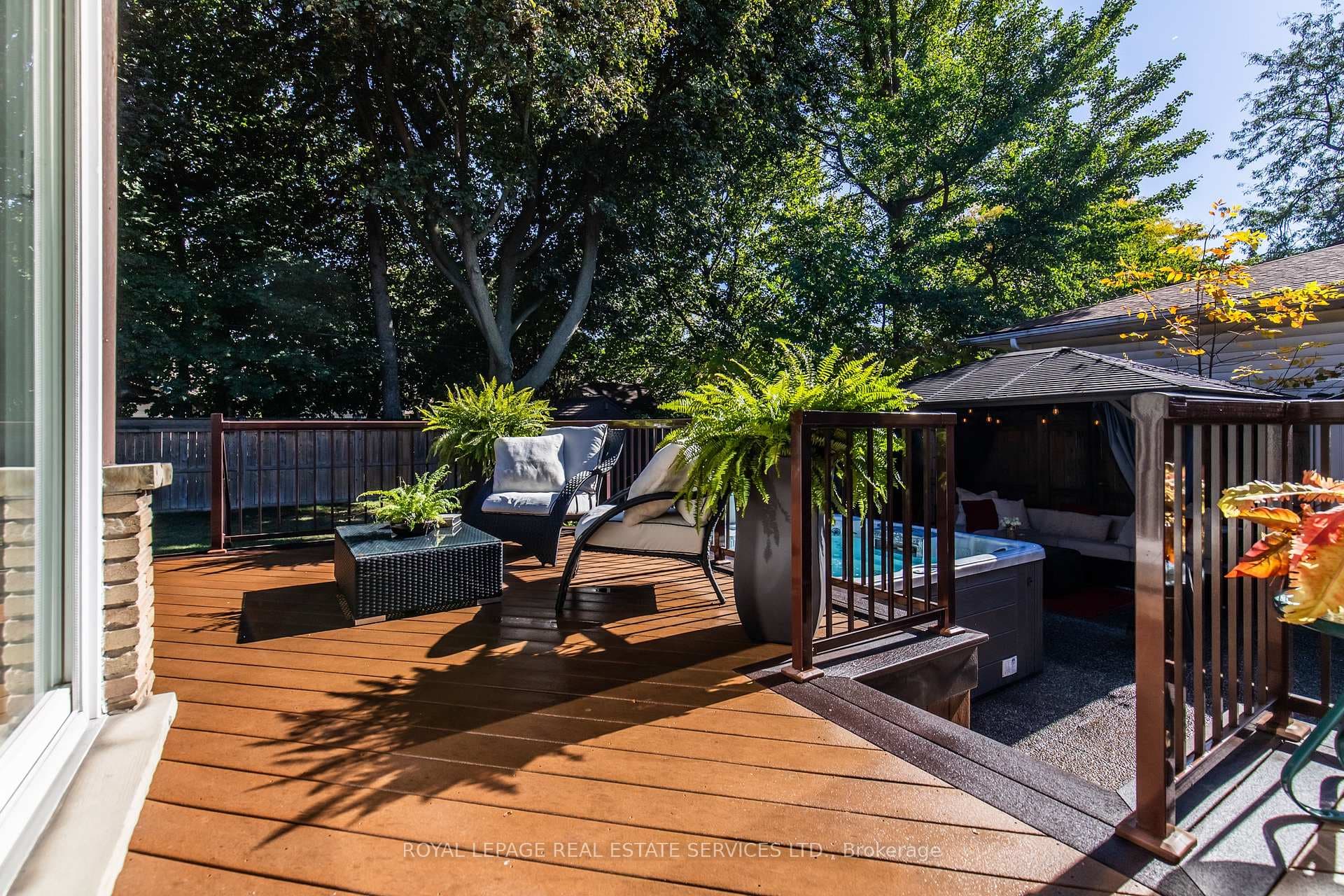 15 Belair Drive photo 34