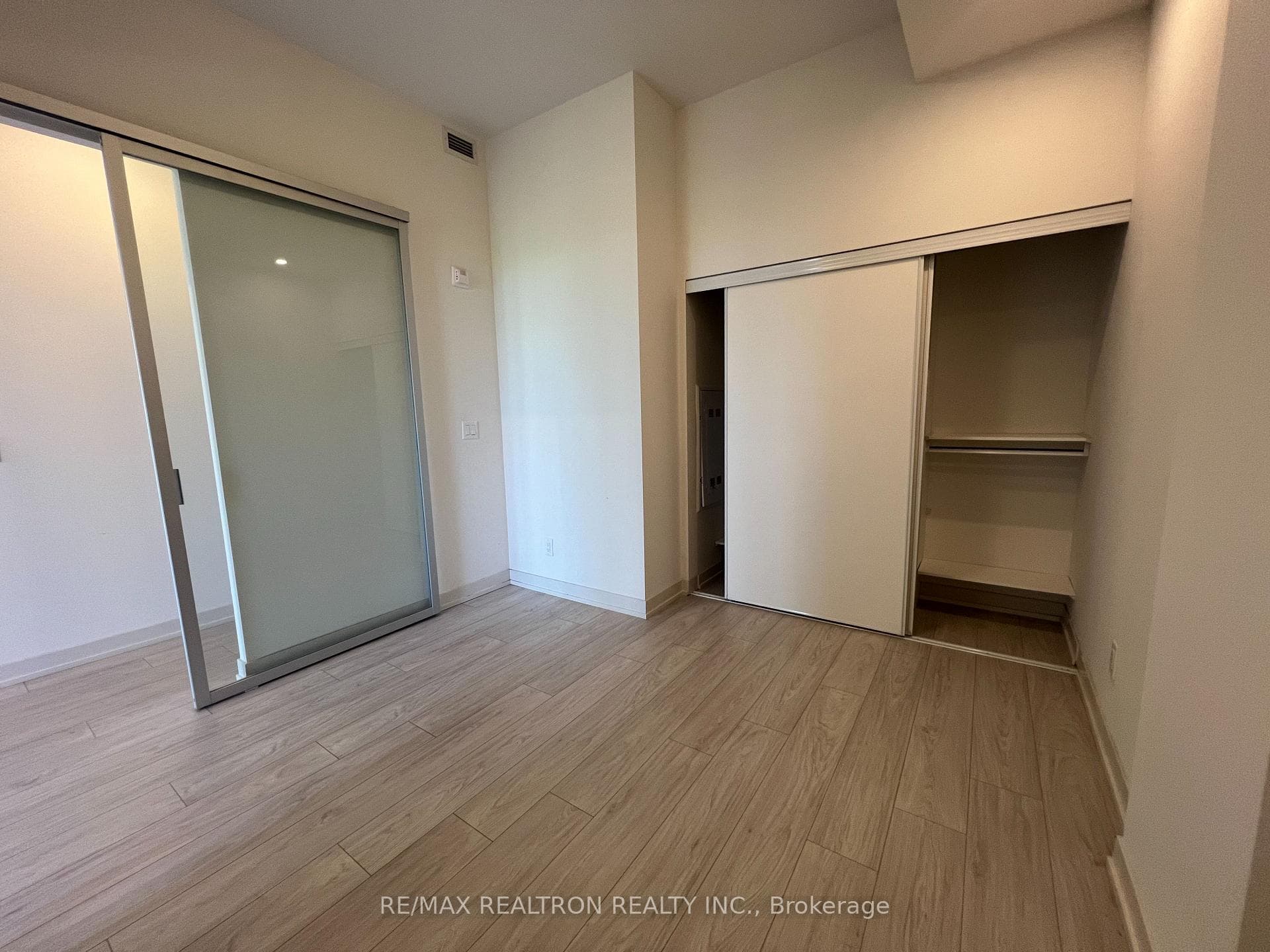 90 Glen Everest Road Unit 520 photo 24
