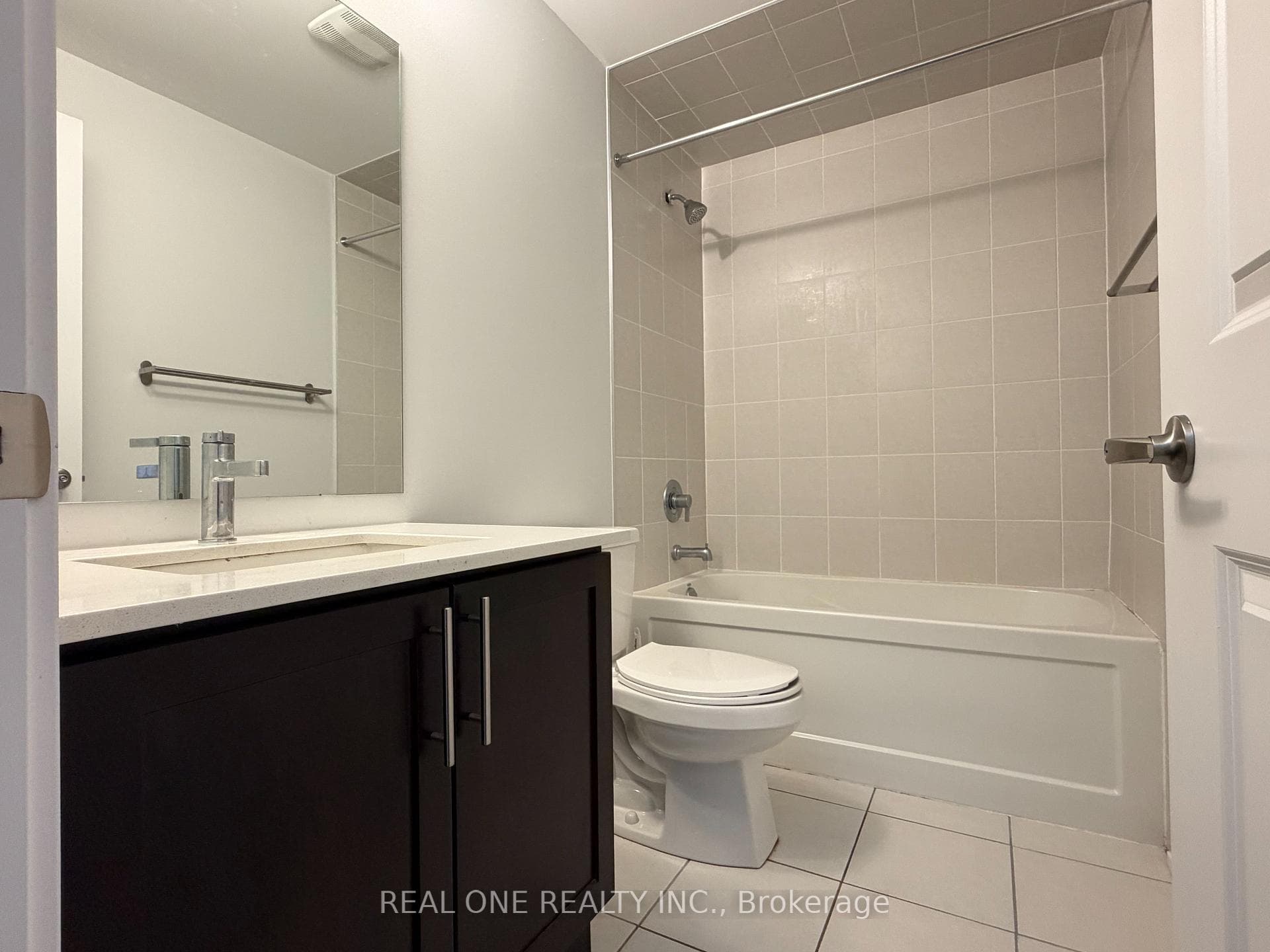 9560 Islington Avenue Unit 207 photo 11