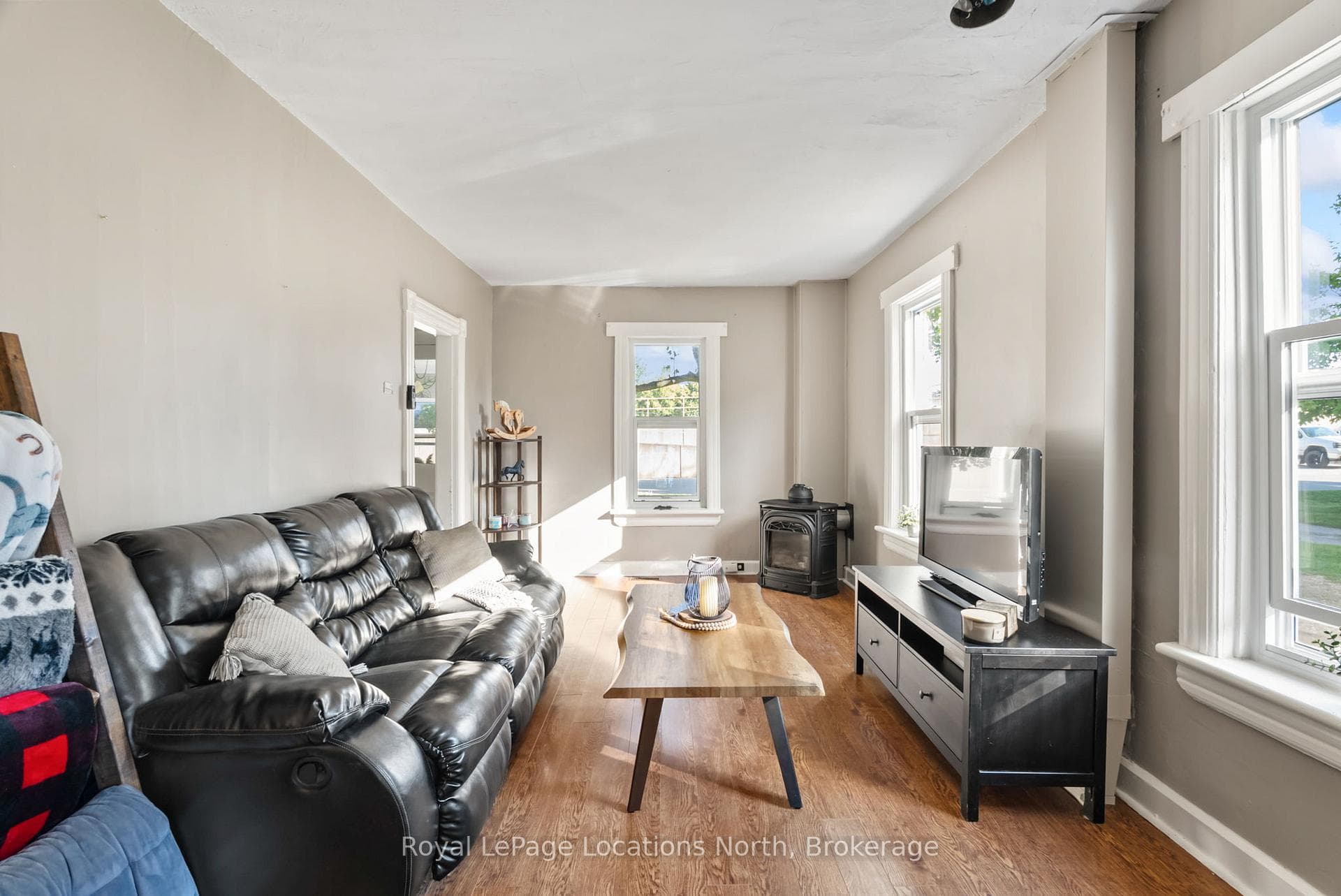 168 Isla Street photo 13