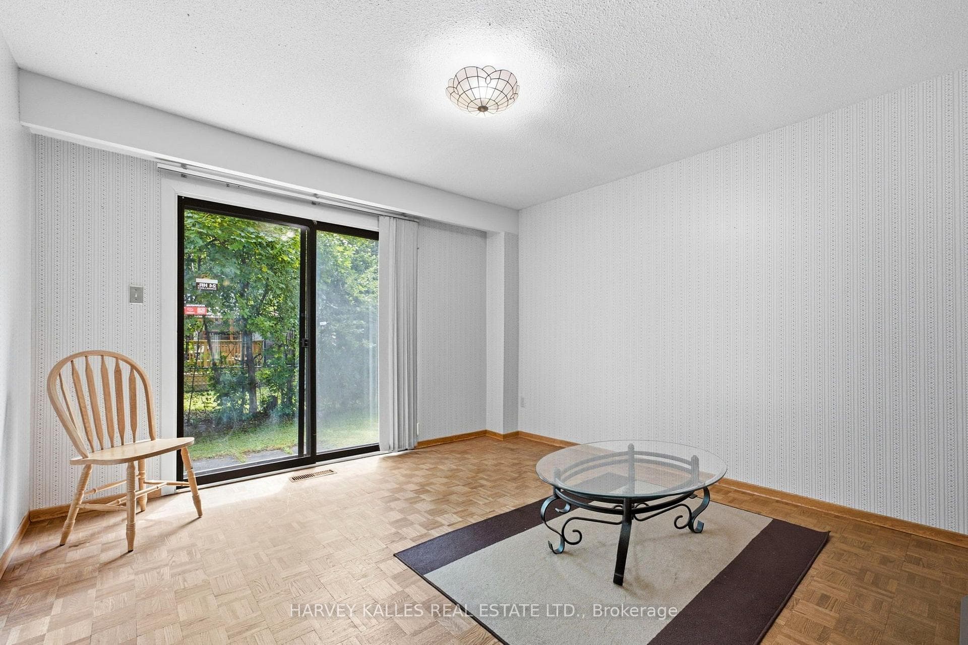 39 Newington Crescent photo 9