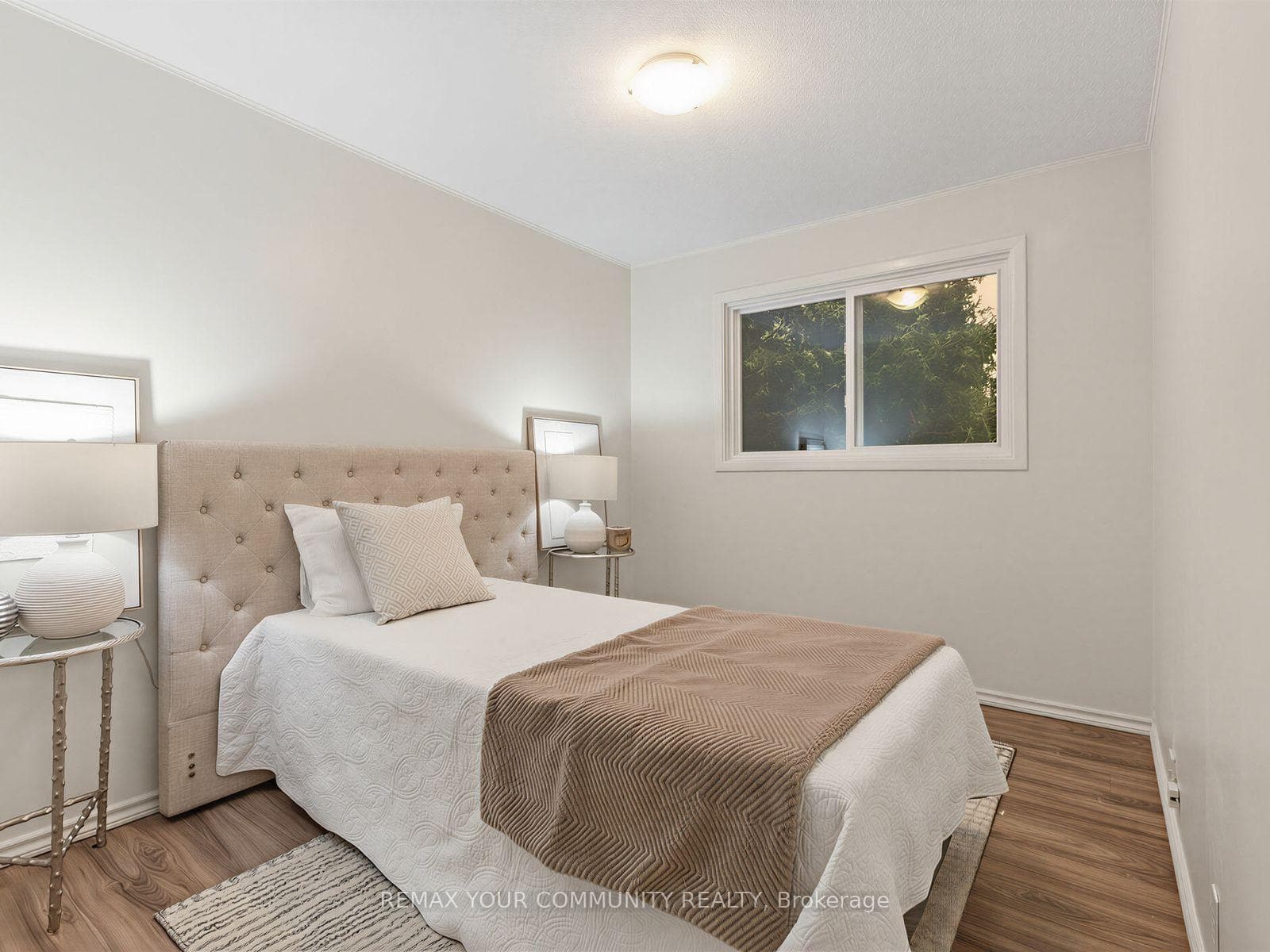 88 Dana Crescent photo 22