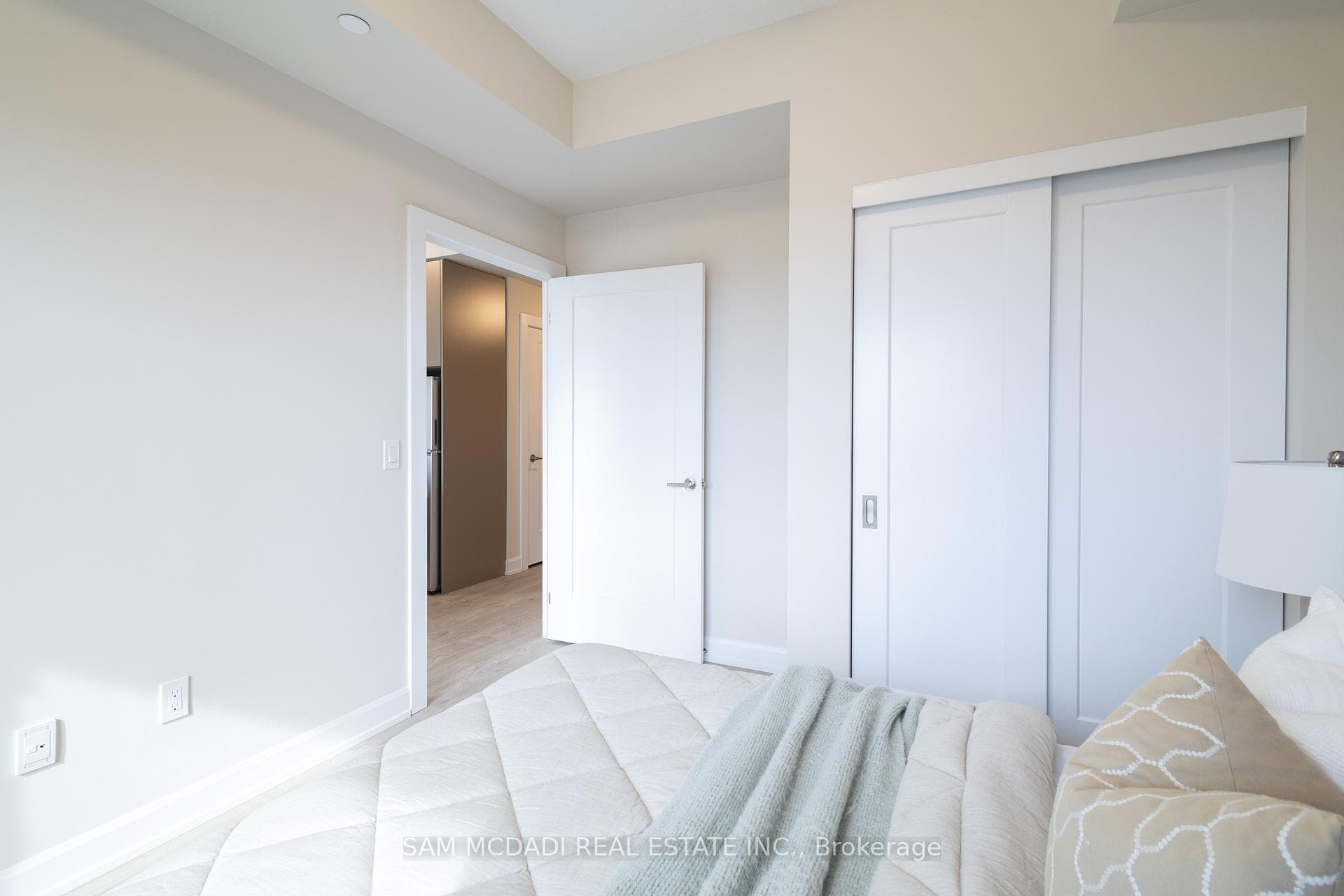 3220 William Coltson Avenue Unit 1503 photo 14