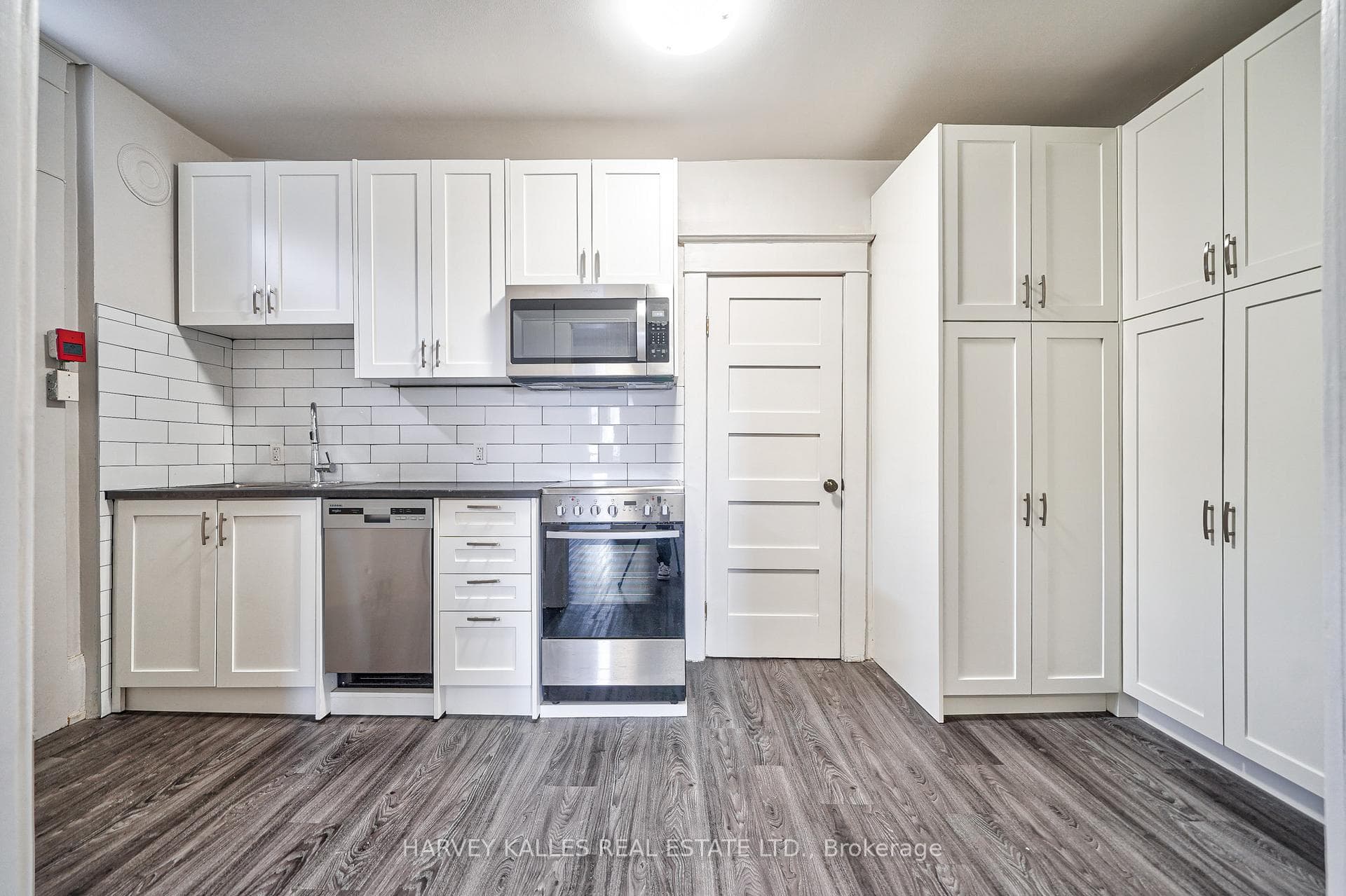 1074 St Clair Avenue Unit 4 photo 15