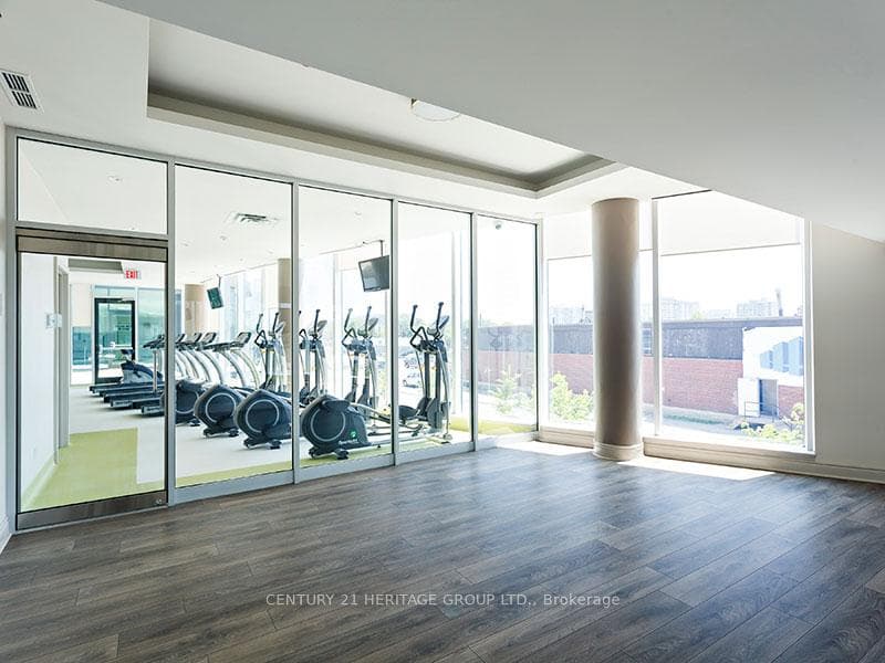 525 Wilson Avenue Unit 219 photo 41