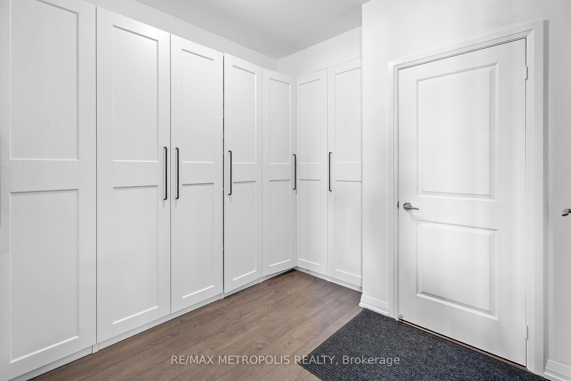 9560 Markham Road Unit 210 photo 6