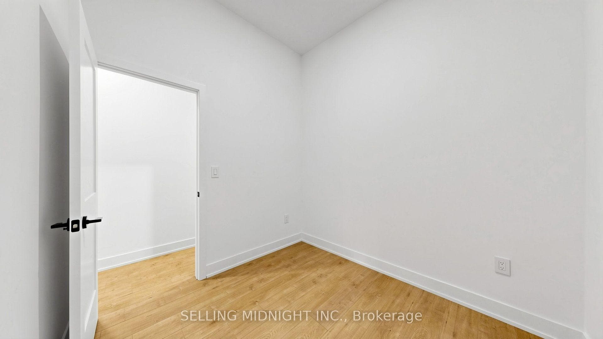 42 Guthrie Avenue photo 44