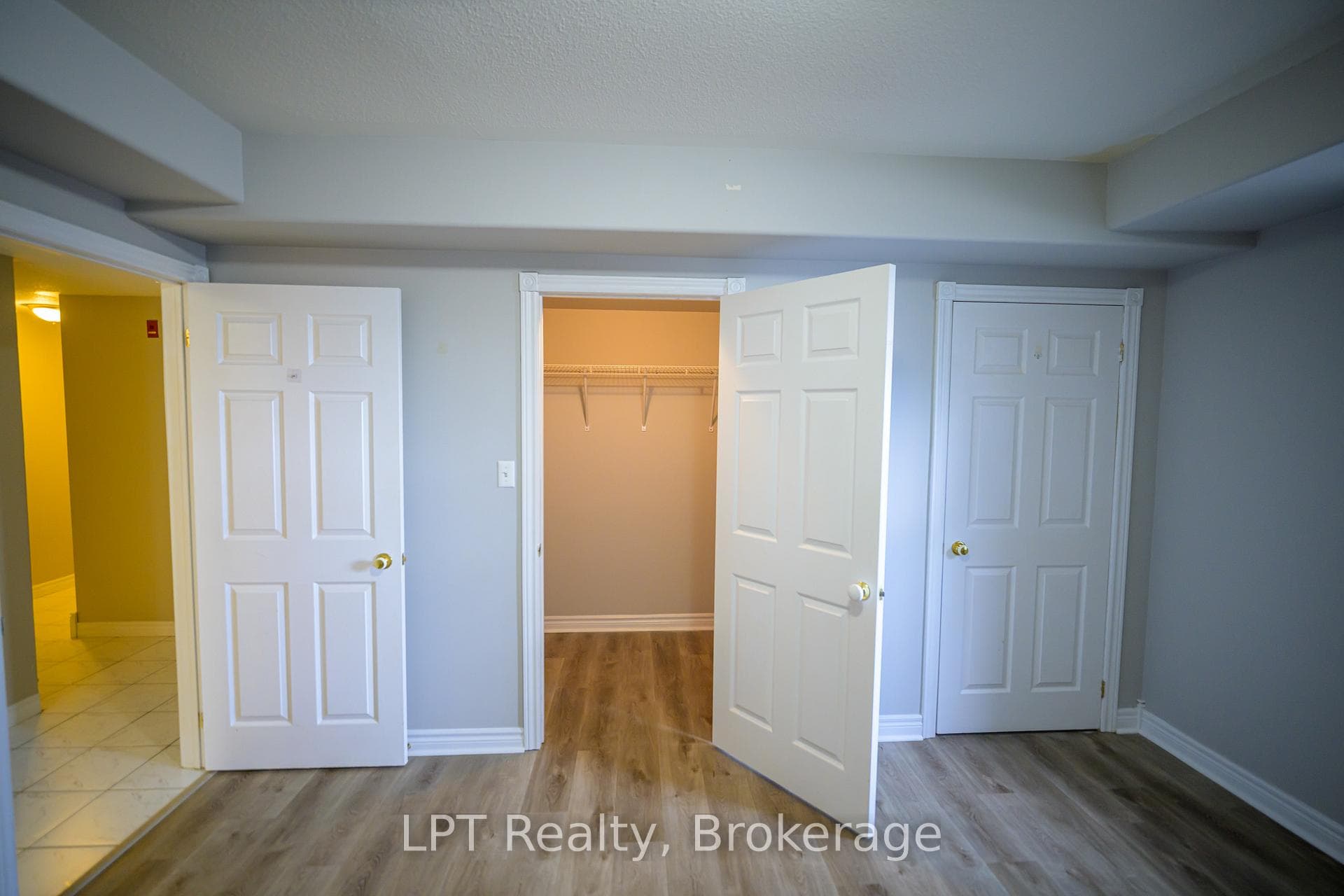 317 Queen Street Unit 103 photo 9