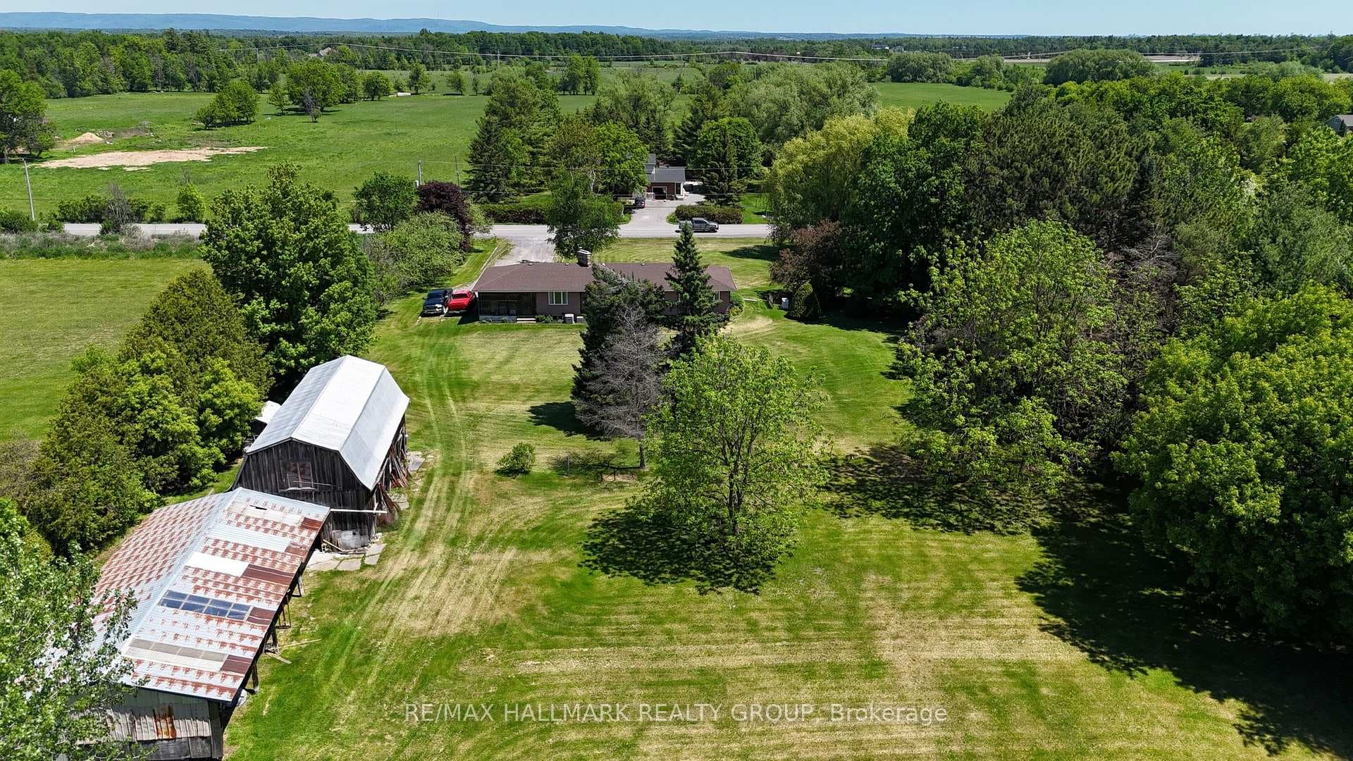 1755 Marchurst Road photo 3