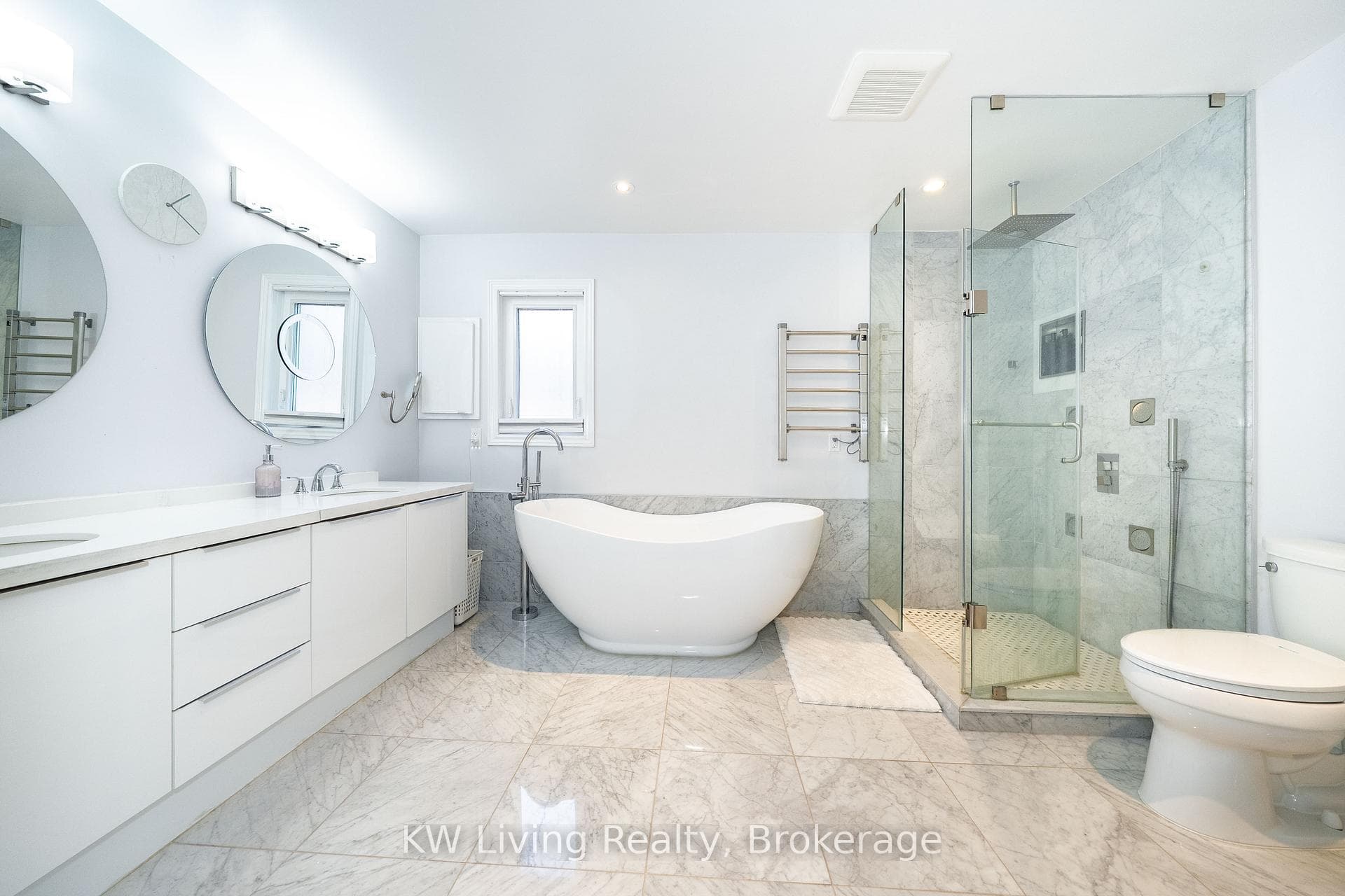 76 Silver Rose Crescent photo 24