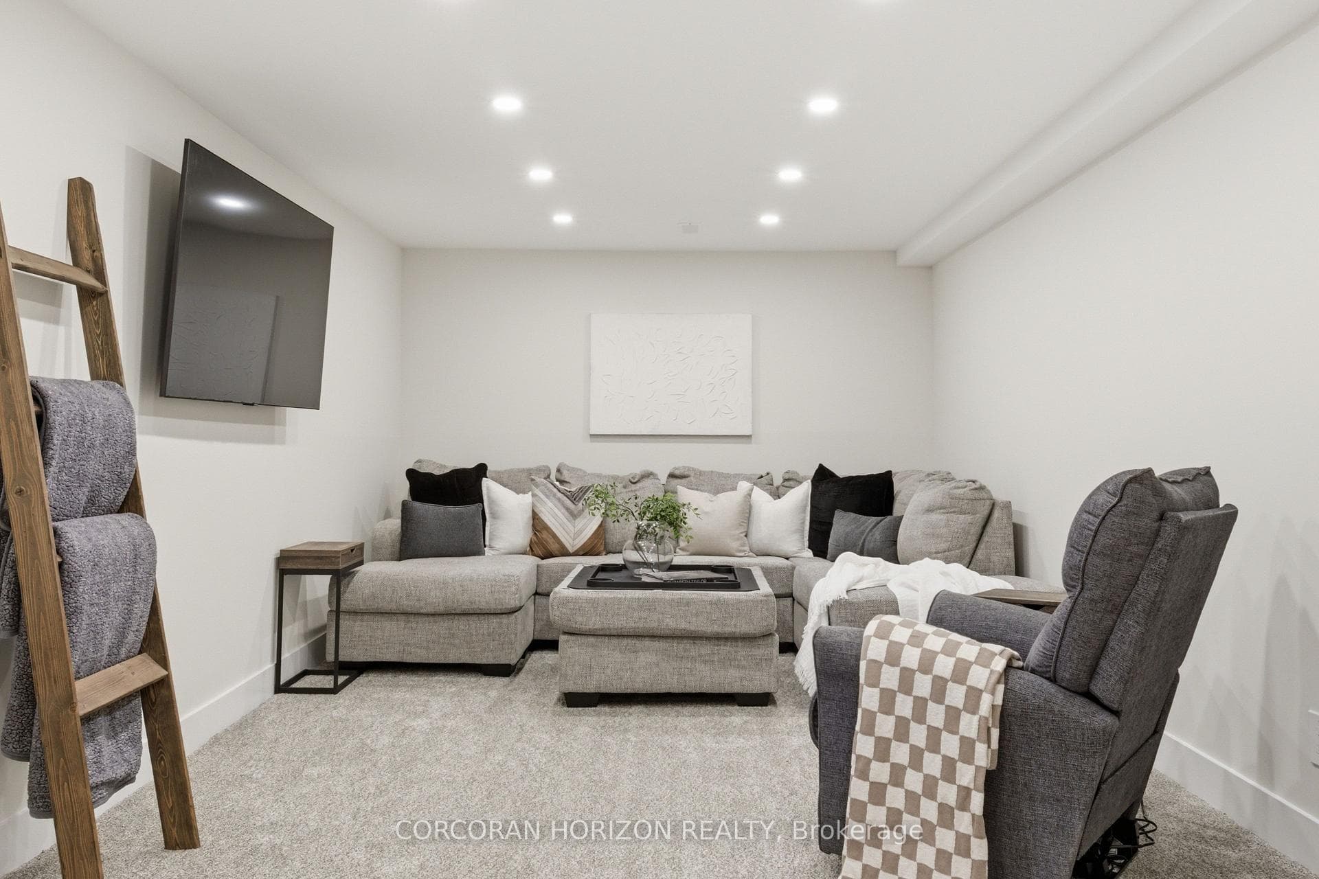 96 Gordon Street photo 37