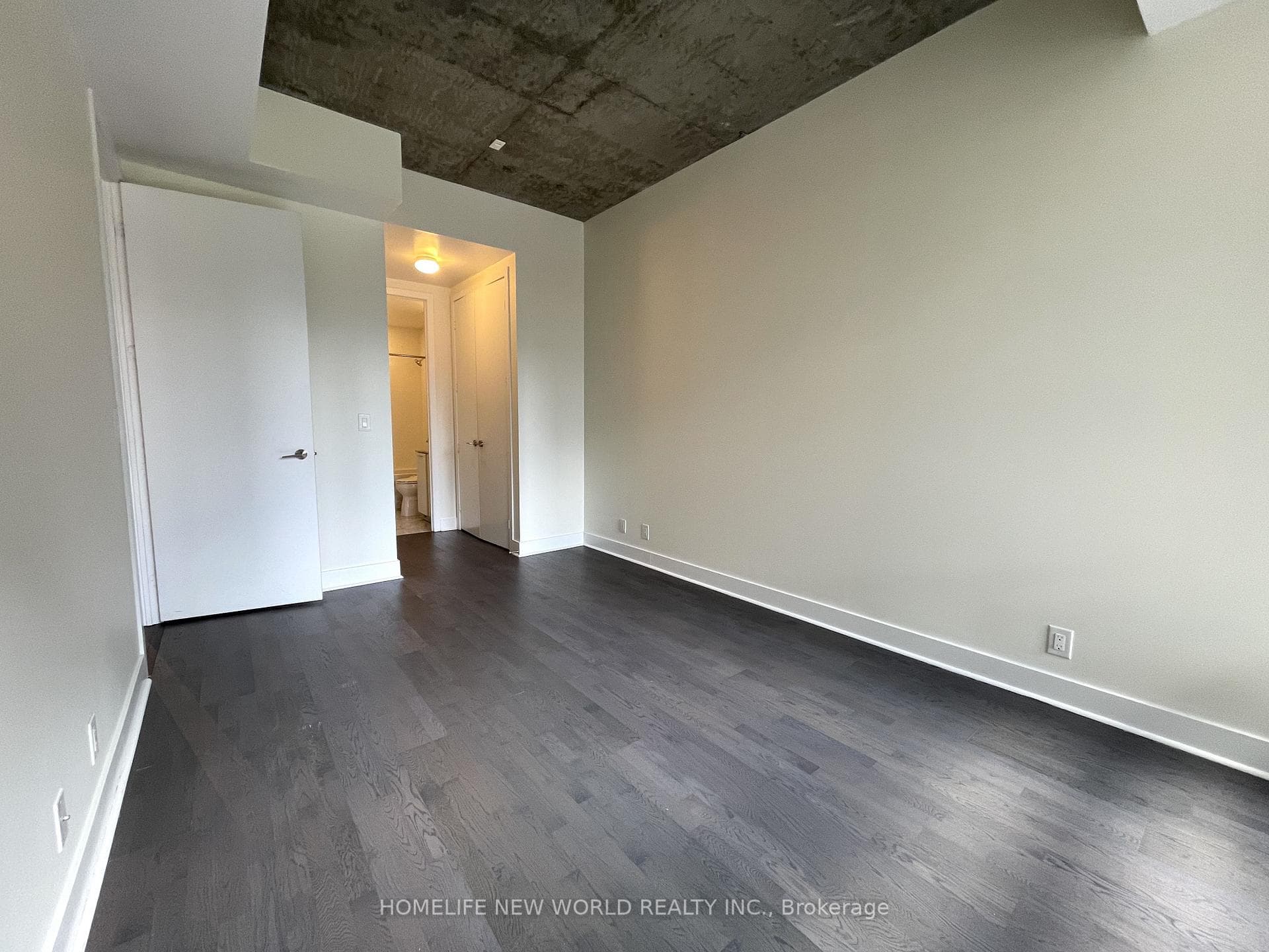 399 Adelaide Street Unit 315 photo 9