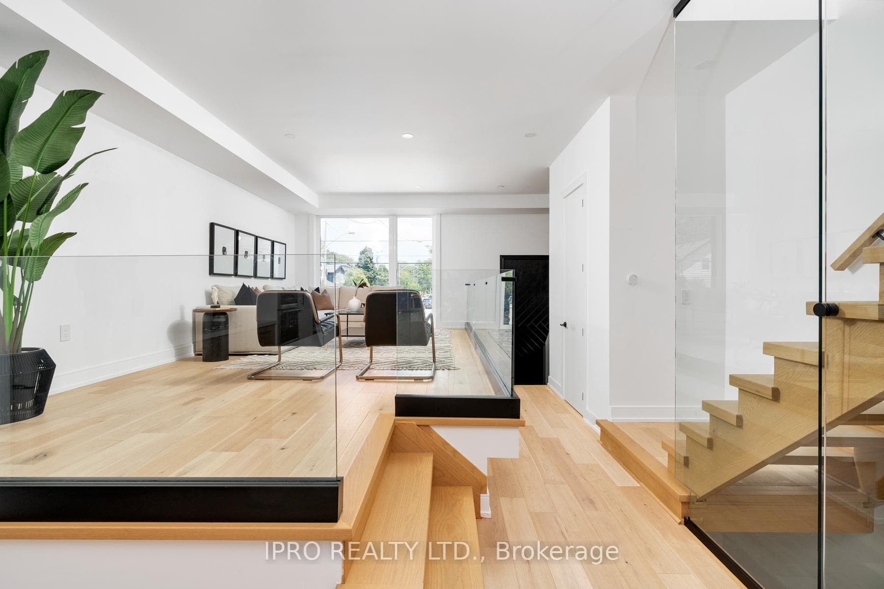 280 Westlake Avenue photo 6