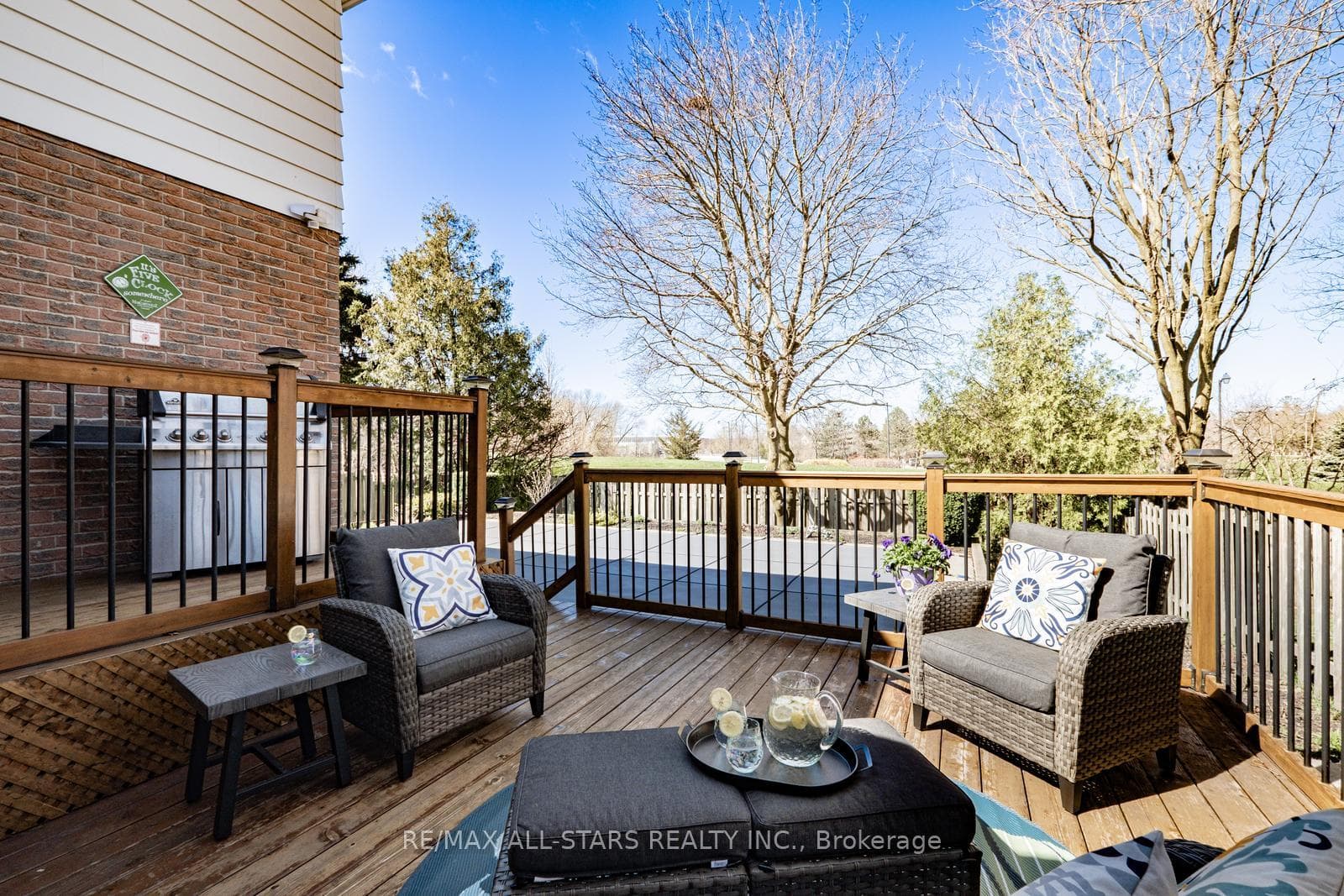 48 Thicketwood Boulevard photo 33