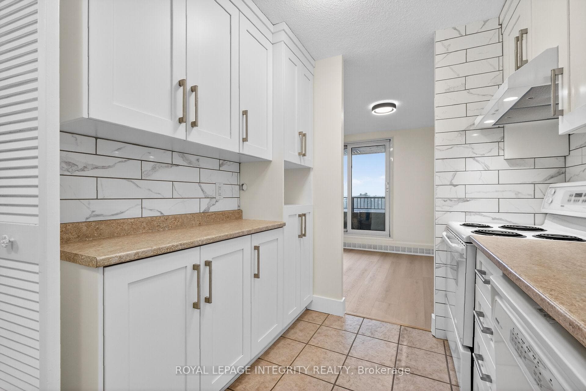 1785 Frobisher Lane Unit 1708 photo 21