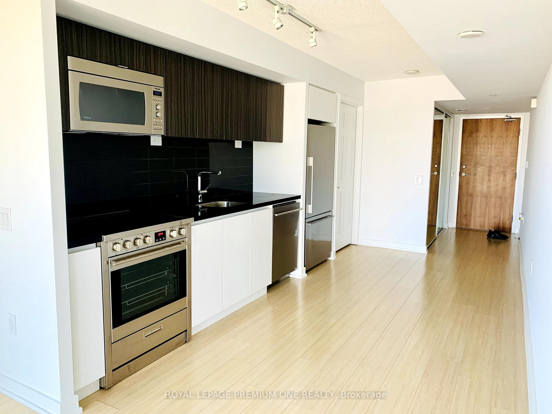 75 Queens Wharf Road Unit 2902 photo 2
