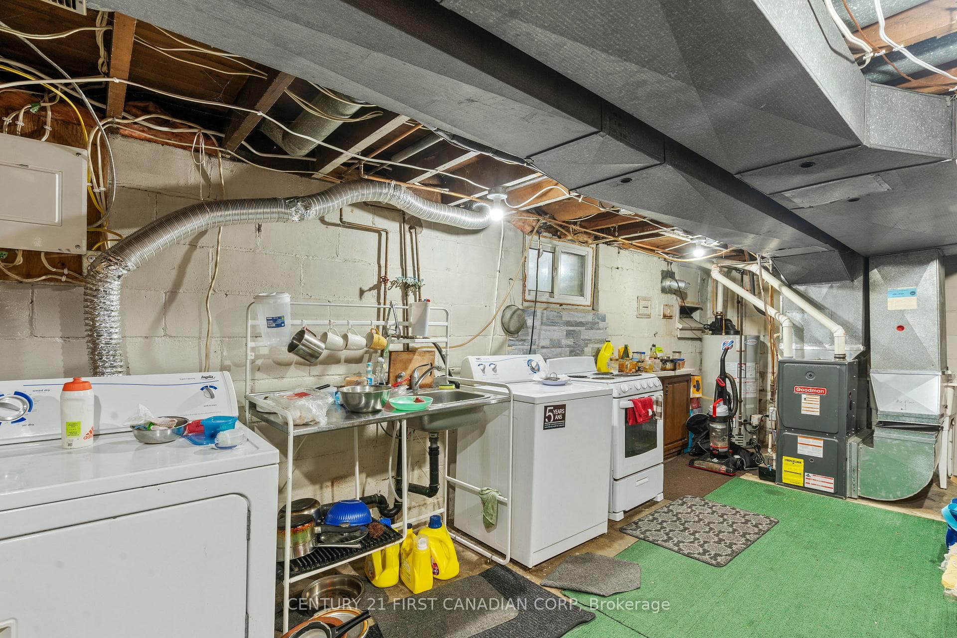 594 Highbury Avenue photo 25