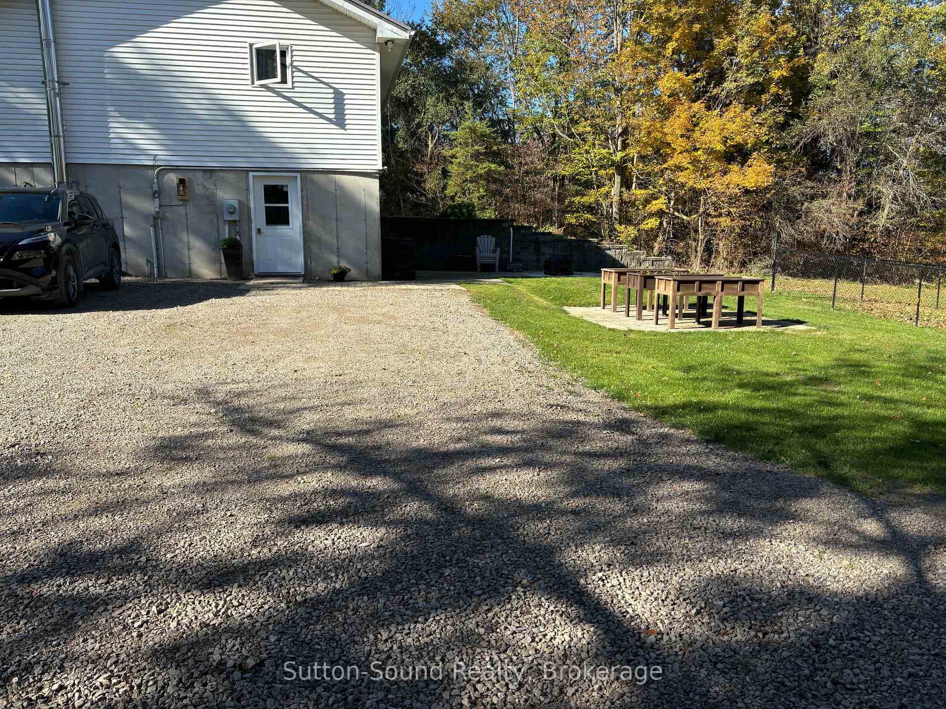 New driveway gravel - summer 2024