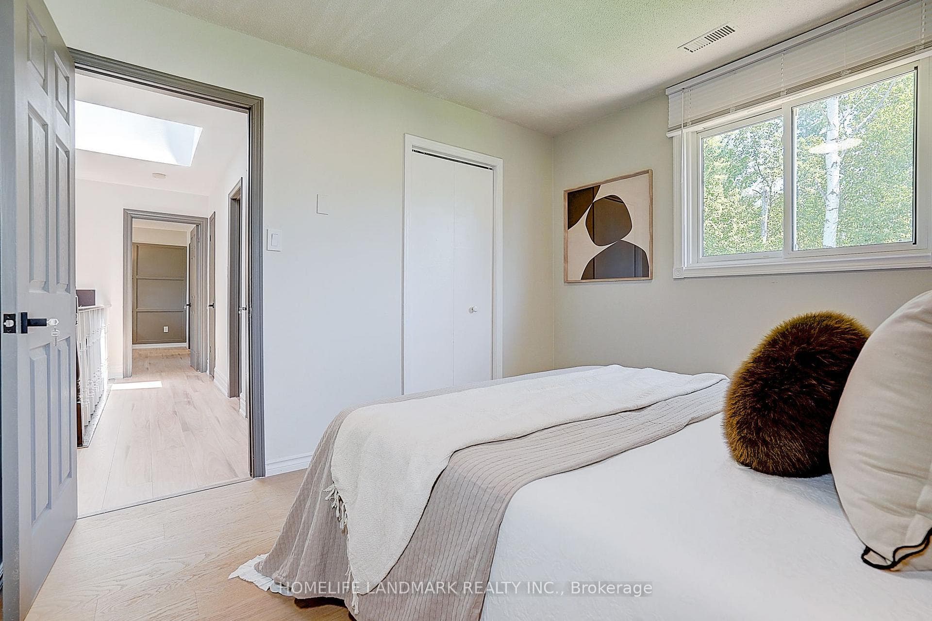 20573 Yonge Street photo 39
