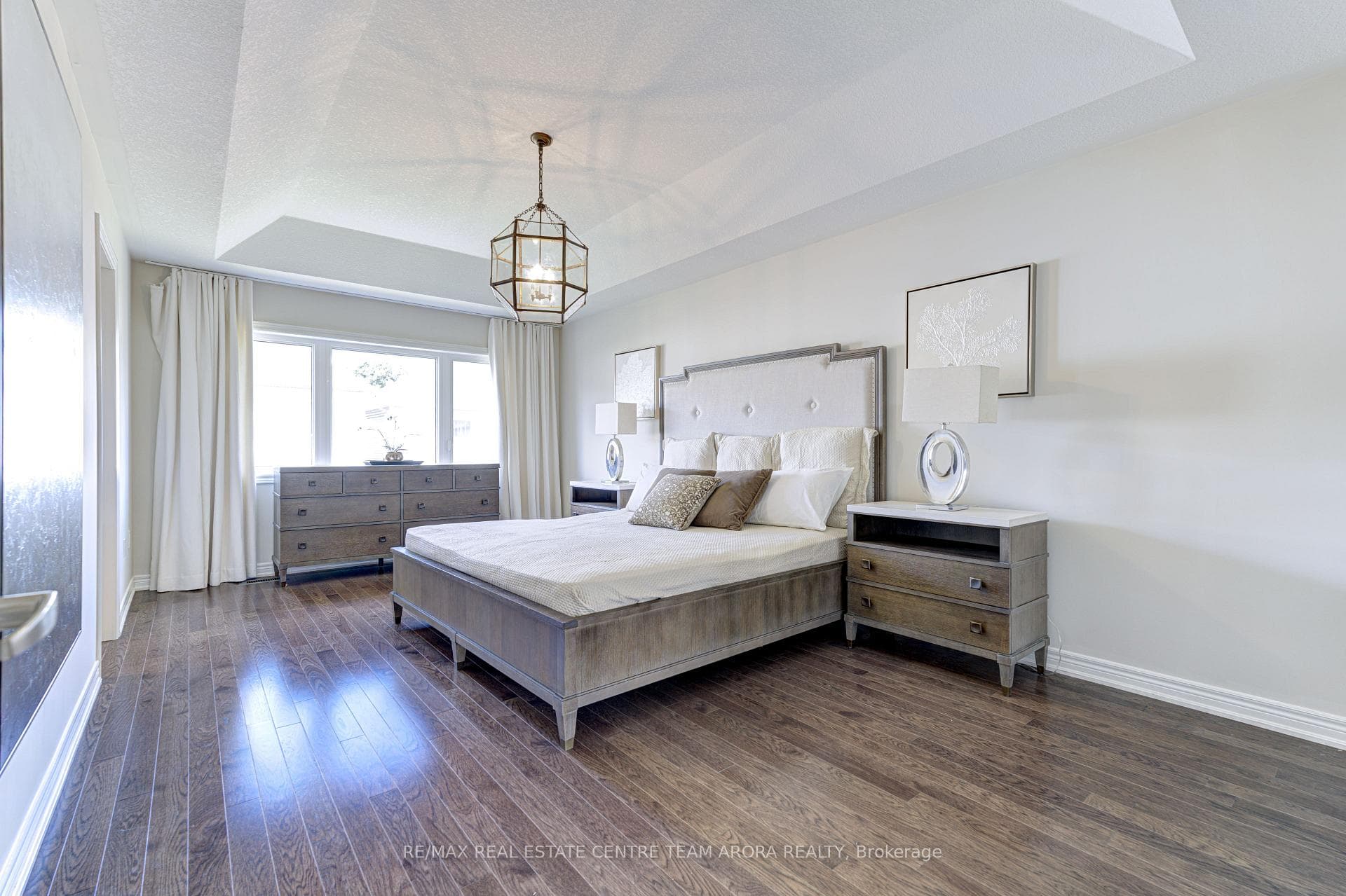 35 Rosebrugh Avenue photo 15