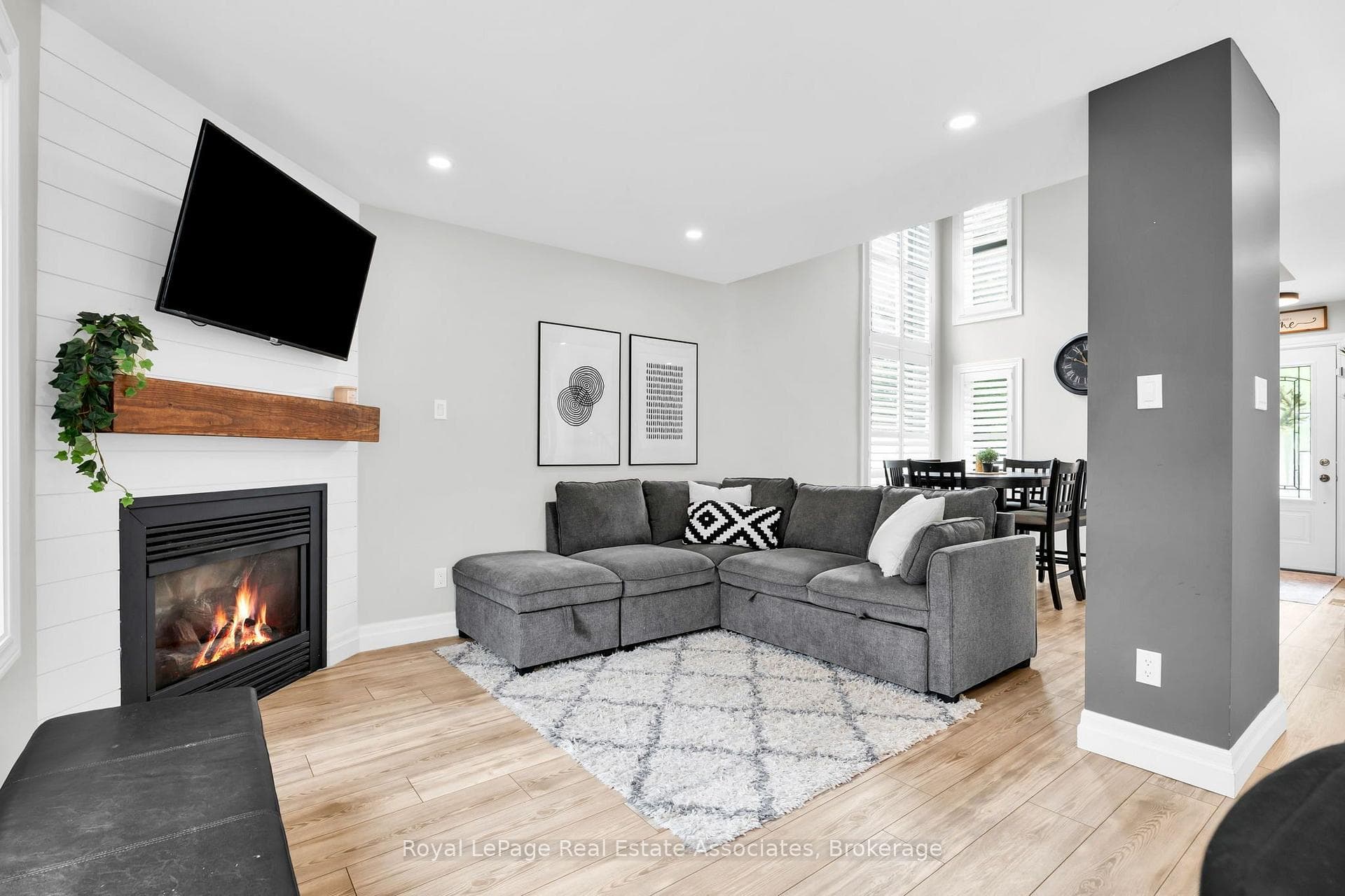 22 Mccullough Crescent photo 12