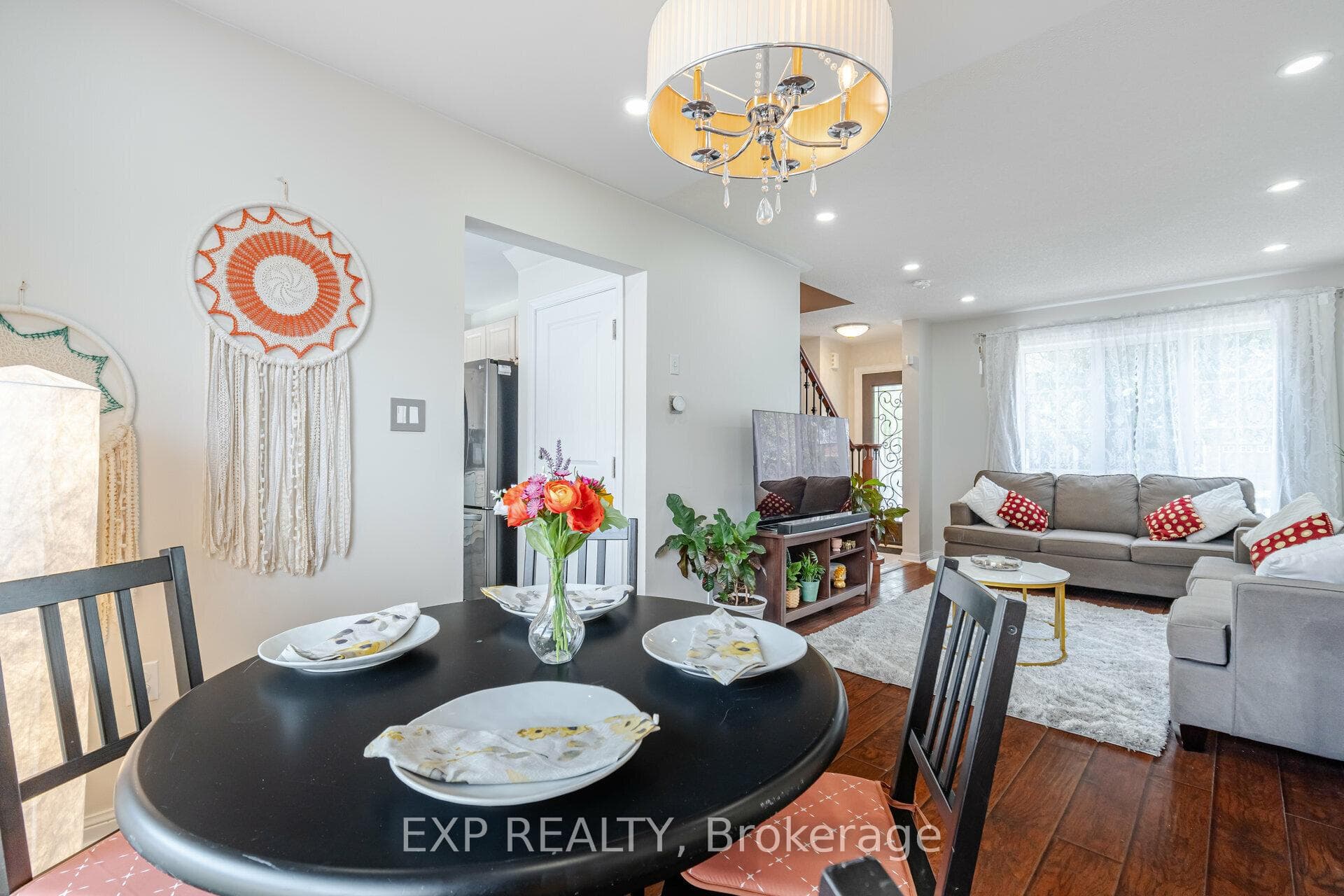 20 Thorpe Crescent photo 11
