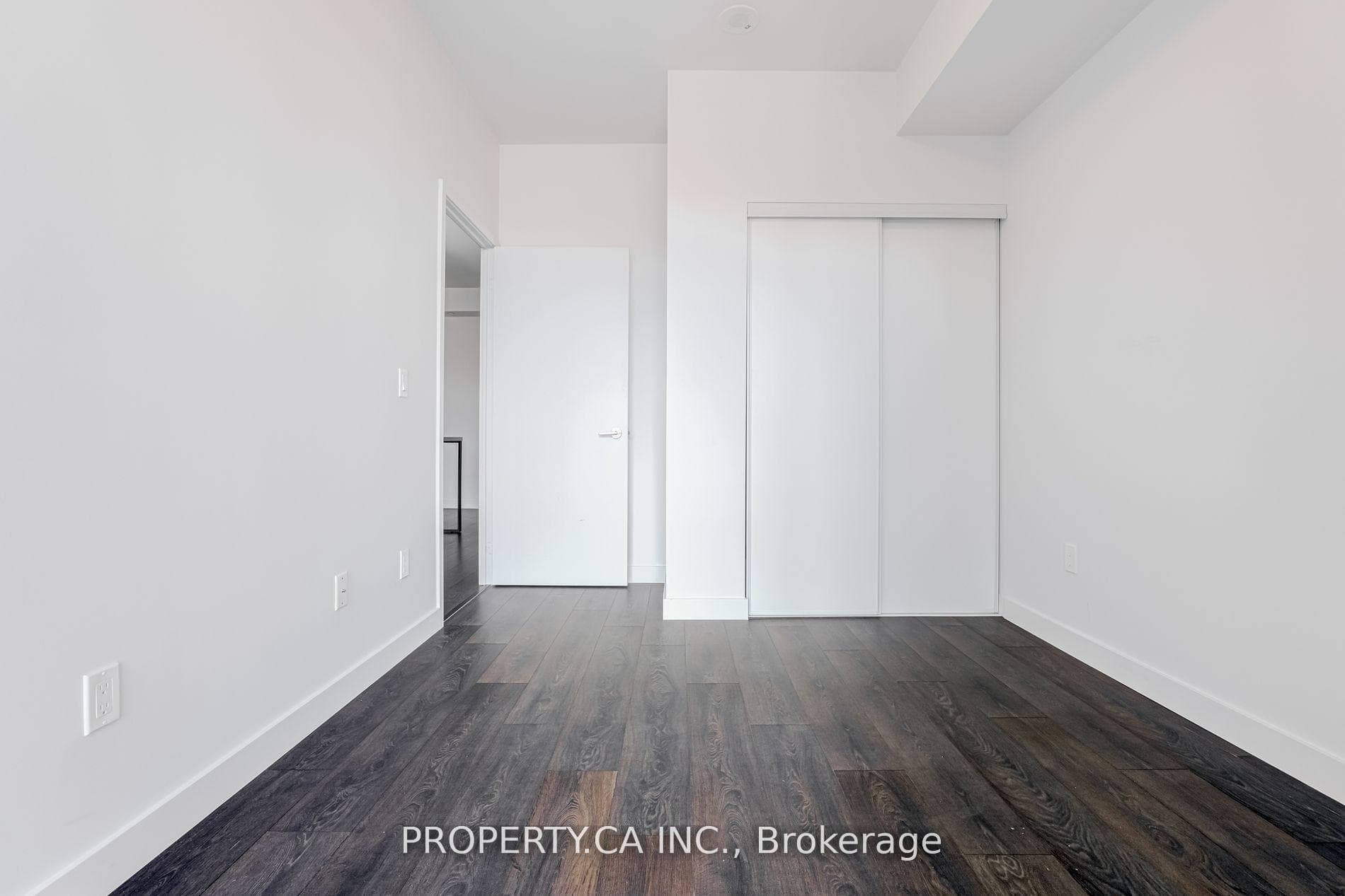 8 Eglinton Avenue Unit 606 photo 14